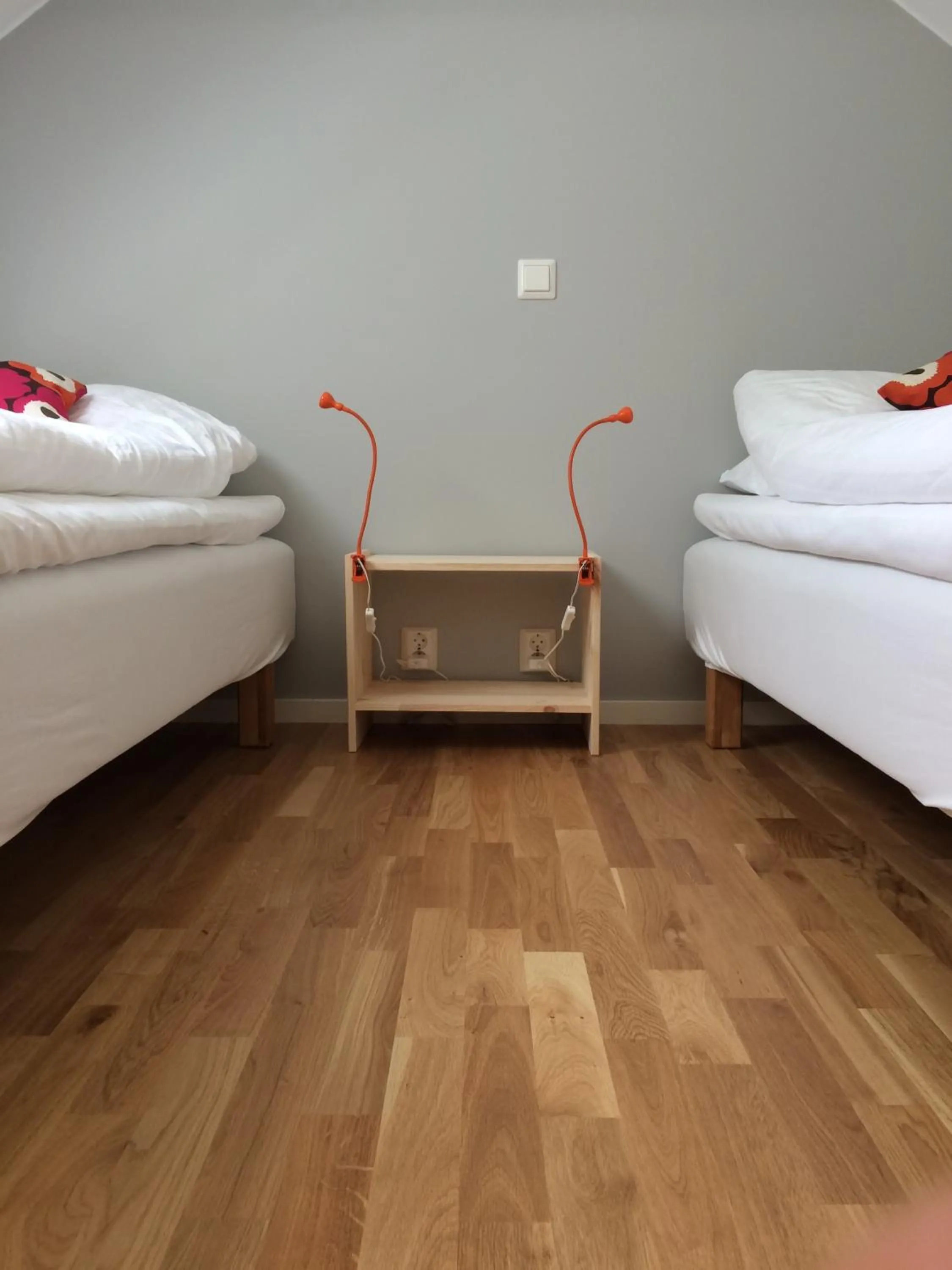 Bedroom, Bed in Ljungs Fem Rum