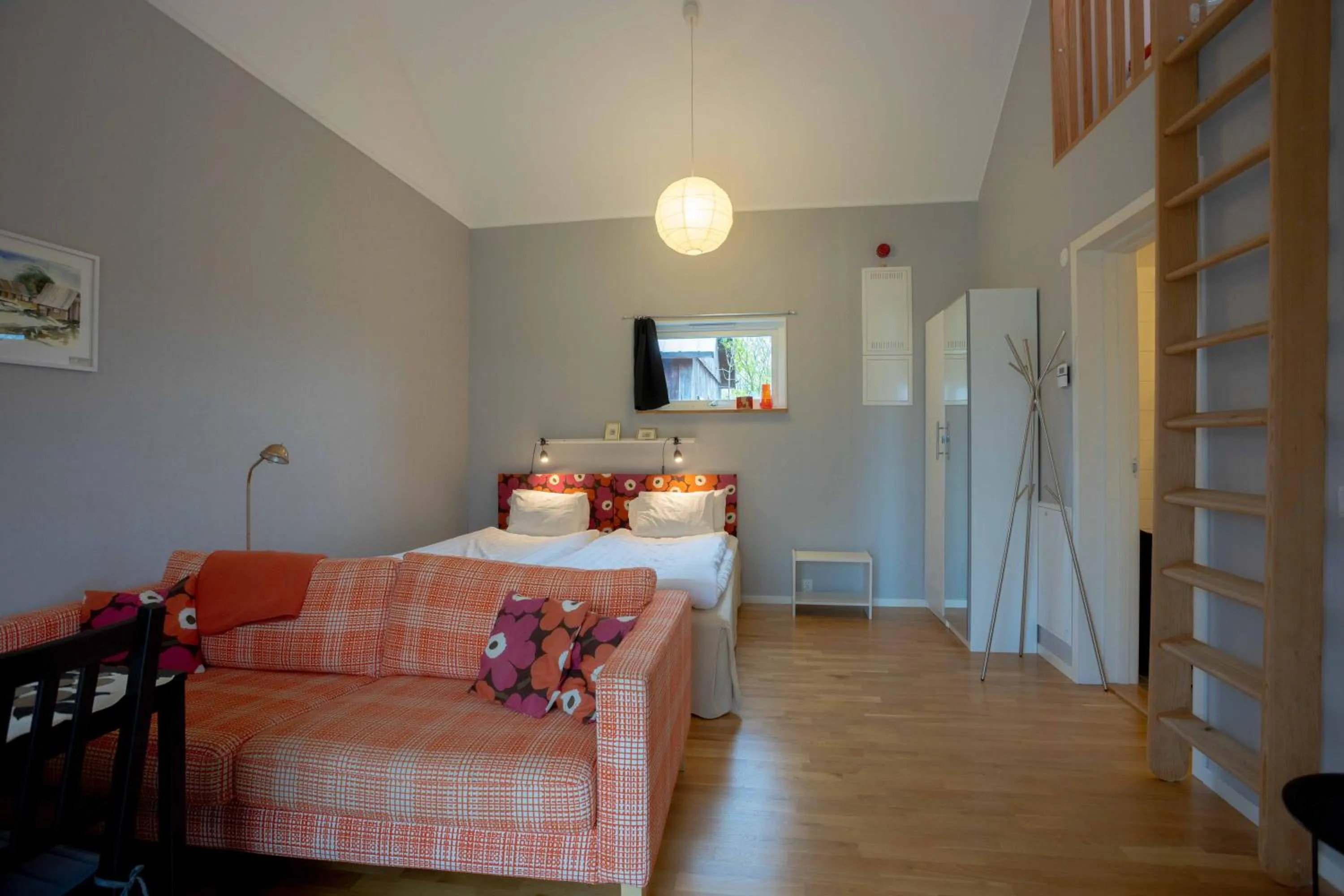 Living room, Bed in Ljungs Fem Rum