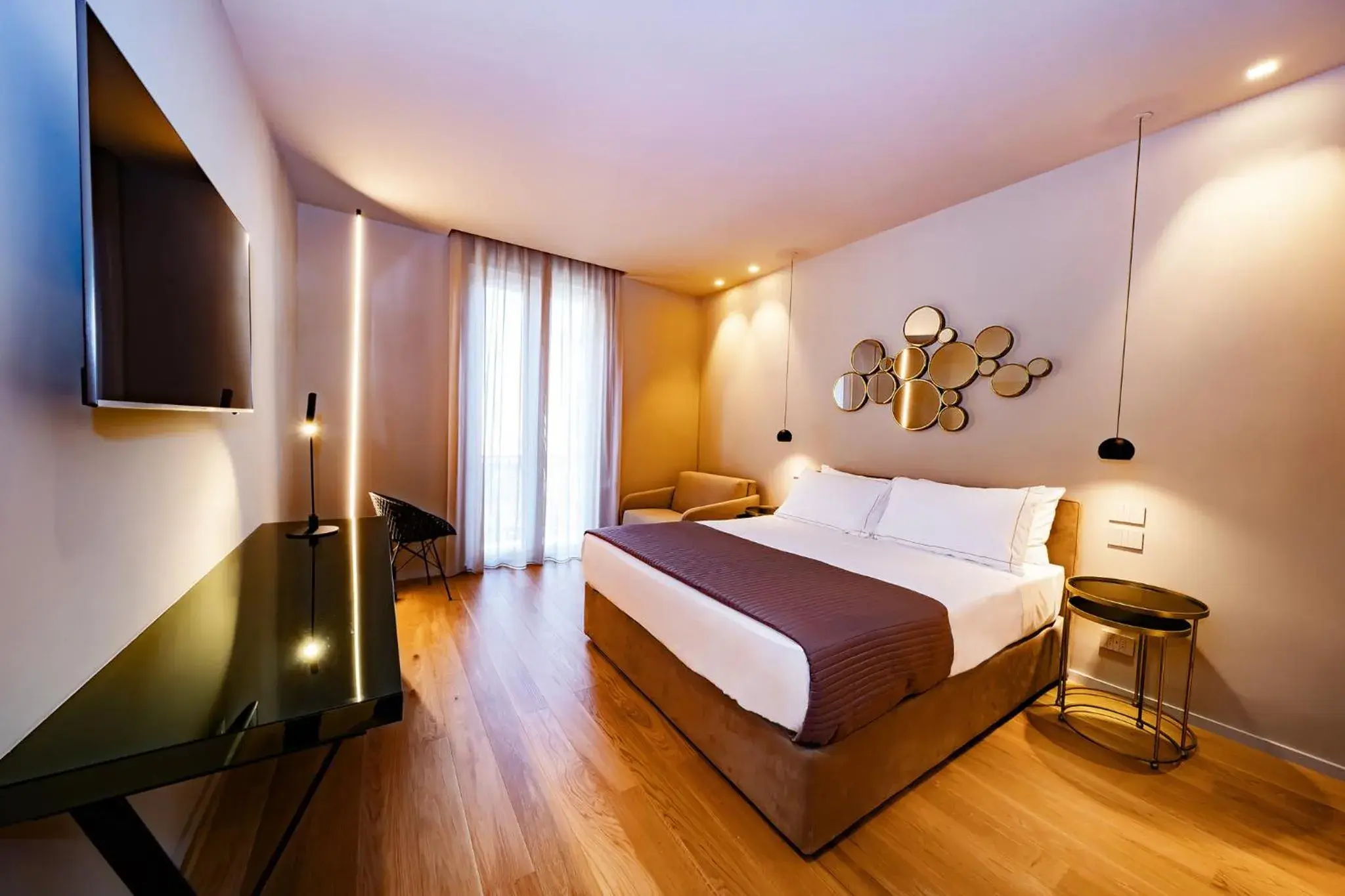 Luxury Triple Room in Elite Accommodations & Hydromassage Pool Luxury Triple Room in Elite Accommodations & Hydromassage Pool