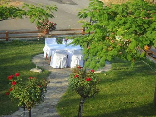 Garden in Hotel Kapsalis