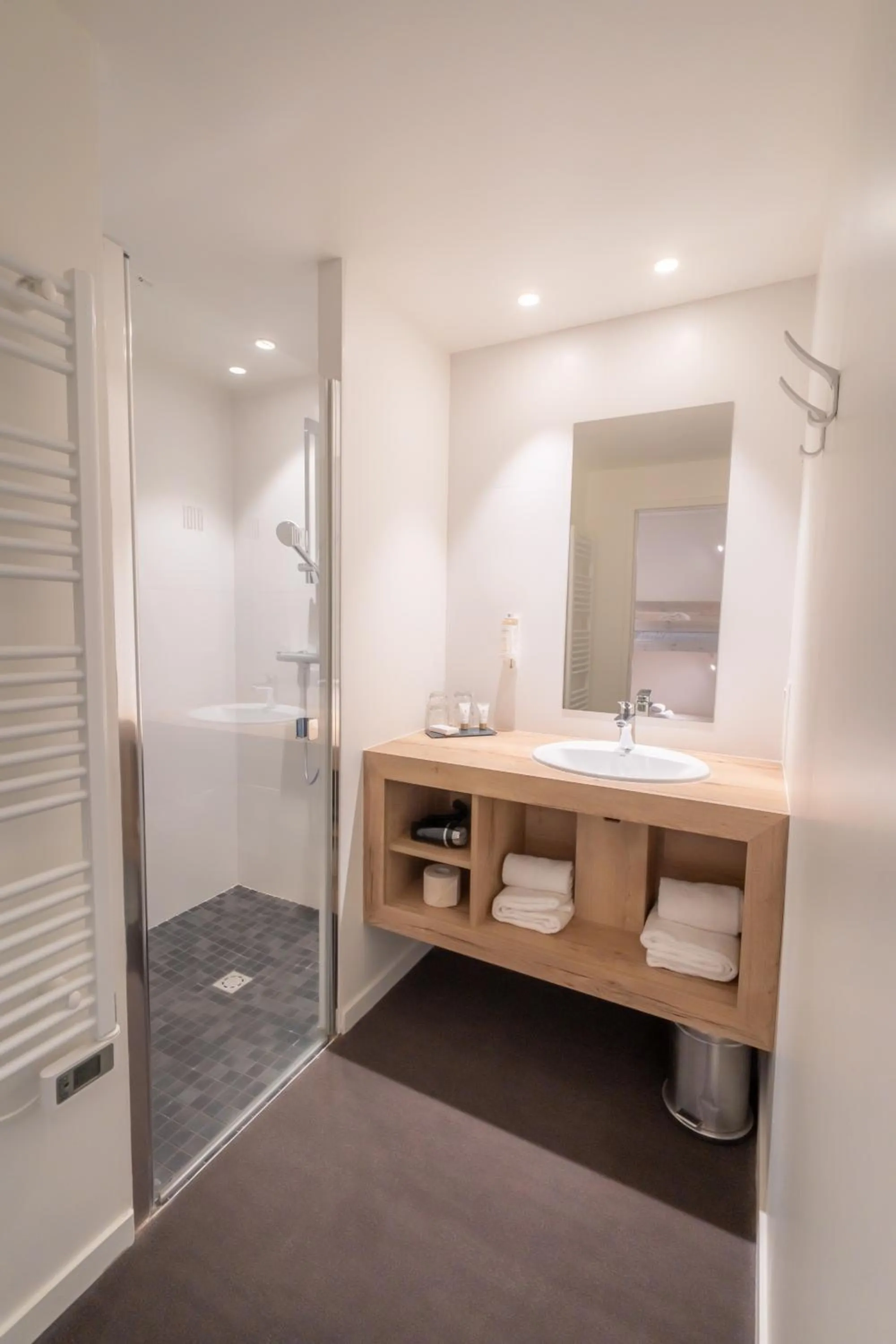 Shower in Mildiss Hotel Spa & Restaurant, BW Signature Collection