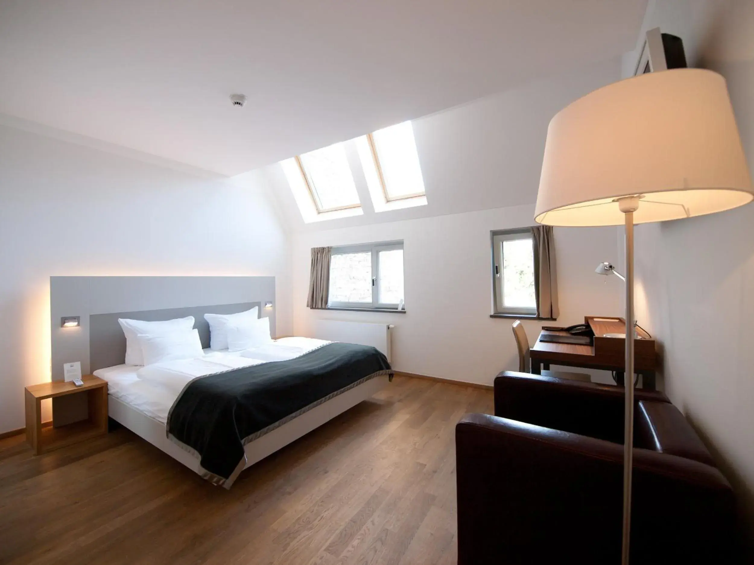 Superior Double Room in Qube Hotel Bergheim Superior Double Room in Qube Hotel Bergheim