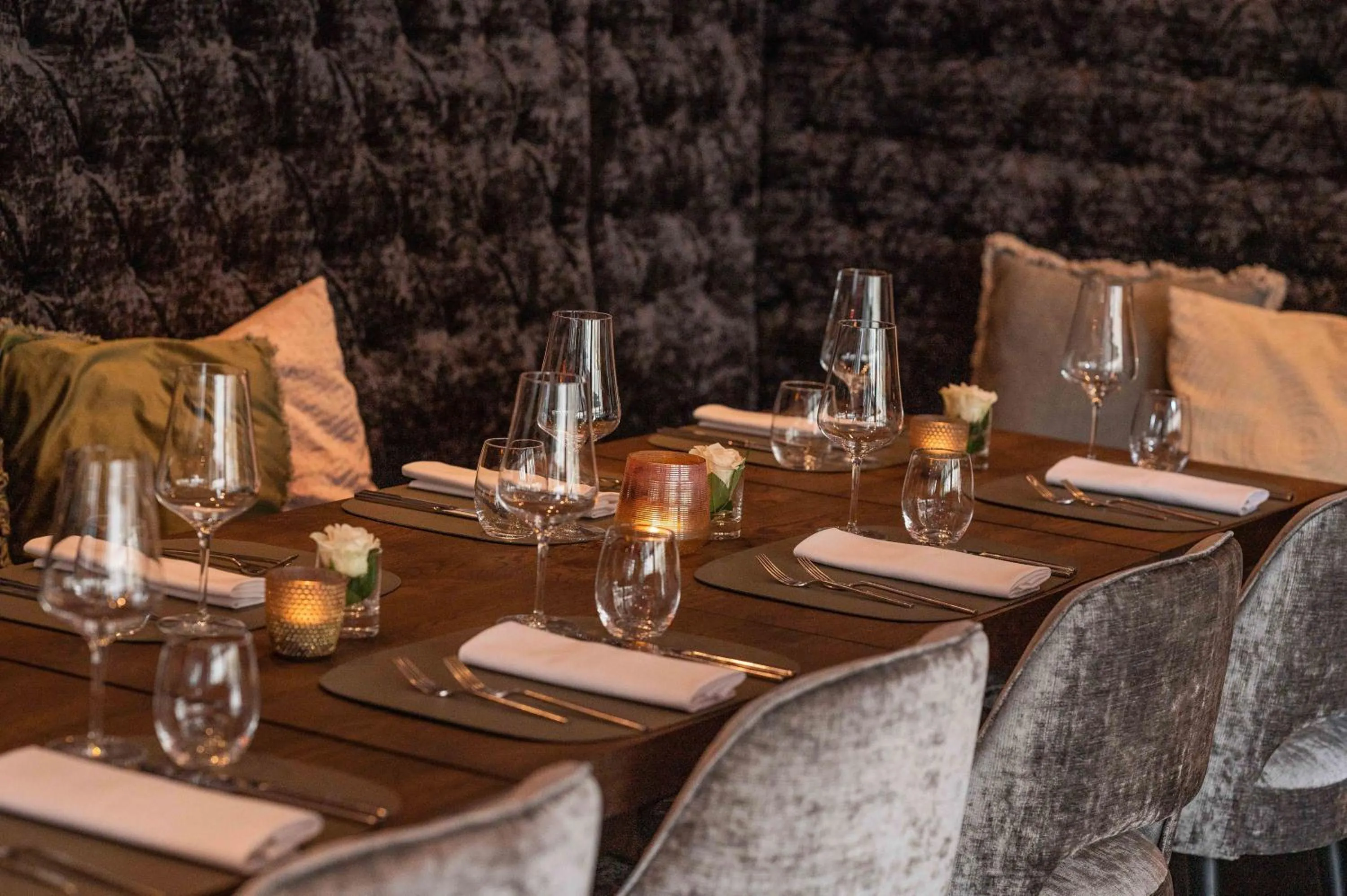 Restaurant/places to eat in Qube Hotel Bergheim