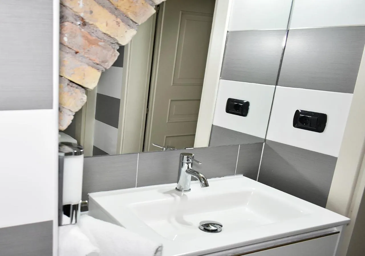 Bathroom in Roma Resort Termini