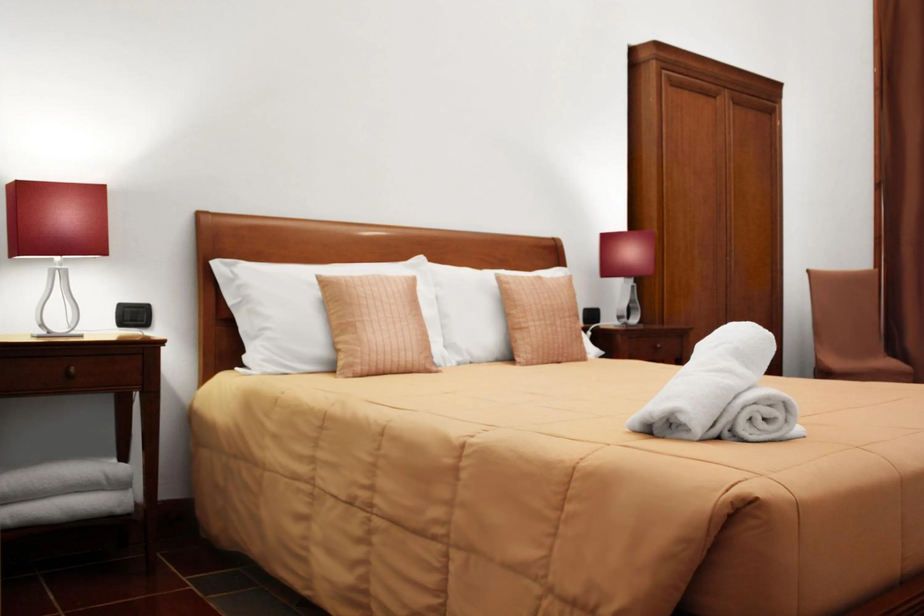 Bedroom, Bed in Roma Resort Termini