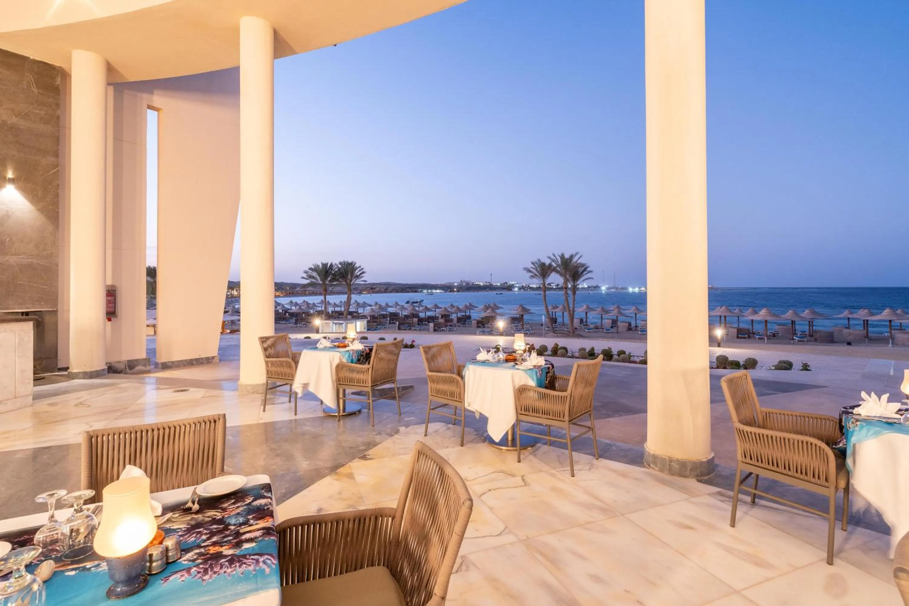 Restaurant/places to eat in Malikia Resort Abu Dabbab