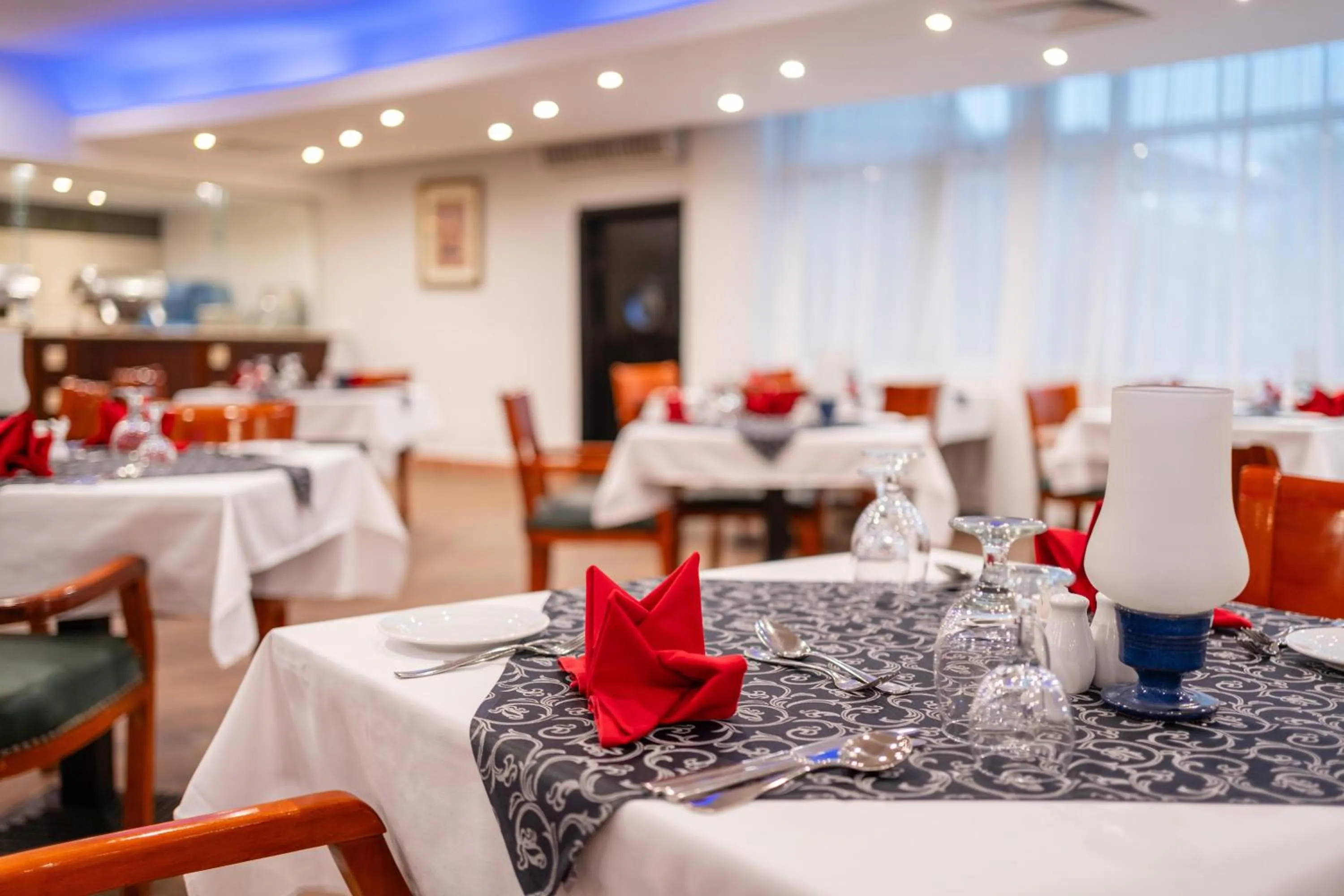 Restaurant/places to eat in Malikia Resort Abu Dabbab