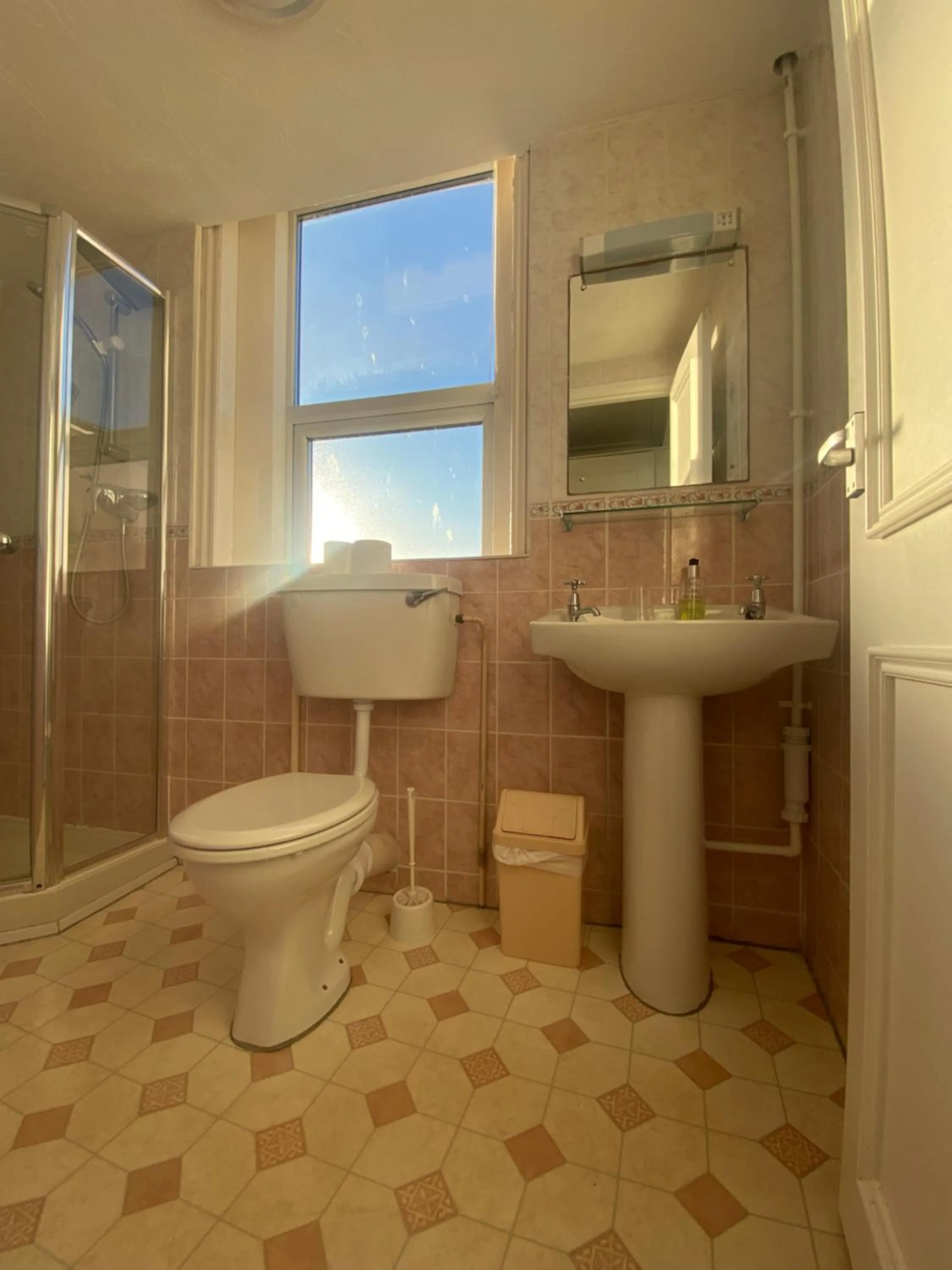 Shower in The Fairhaven Hotel