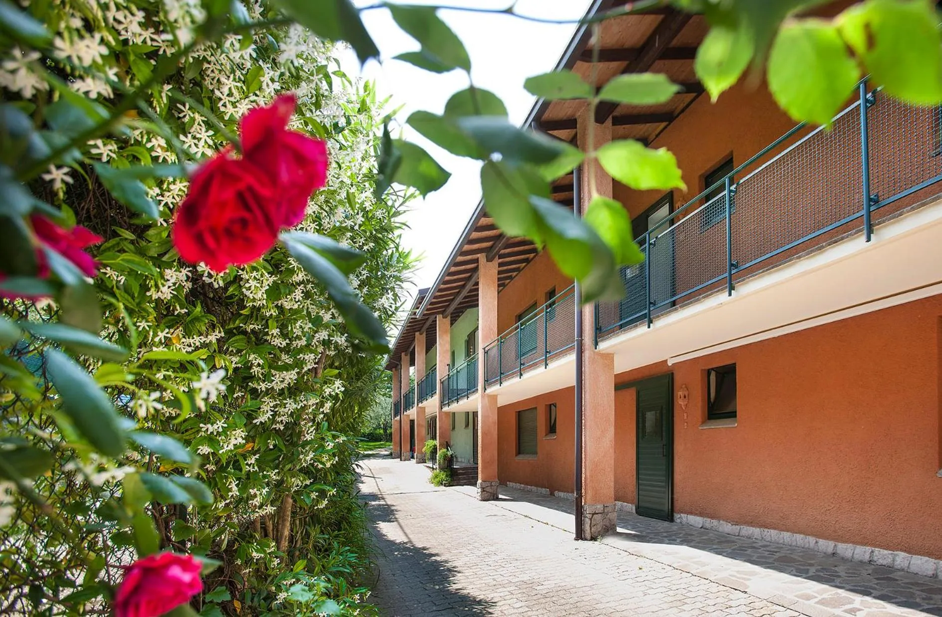 Facade/entrance in Residence Parco Lago di Garda