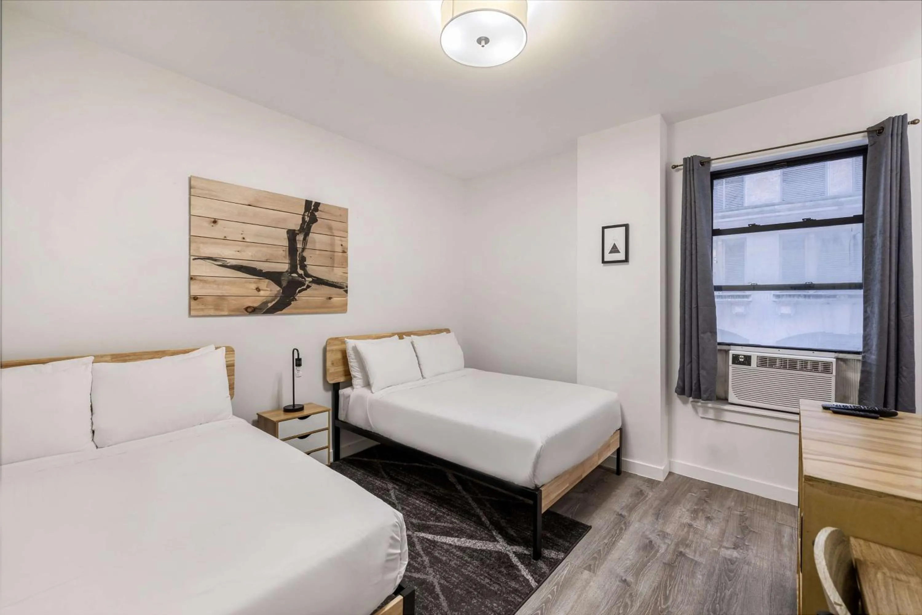 Photo of the whole room in Hotel 27 by LuxUrban