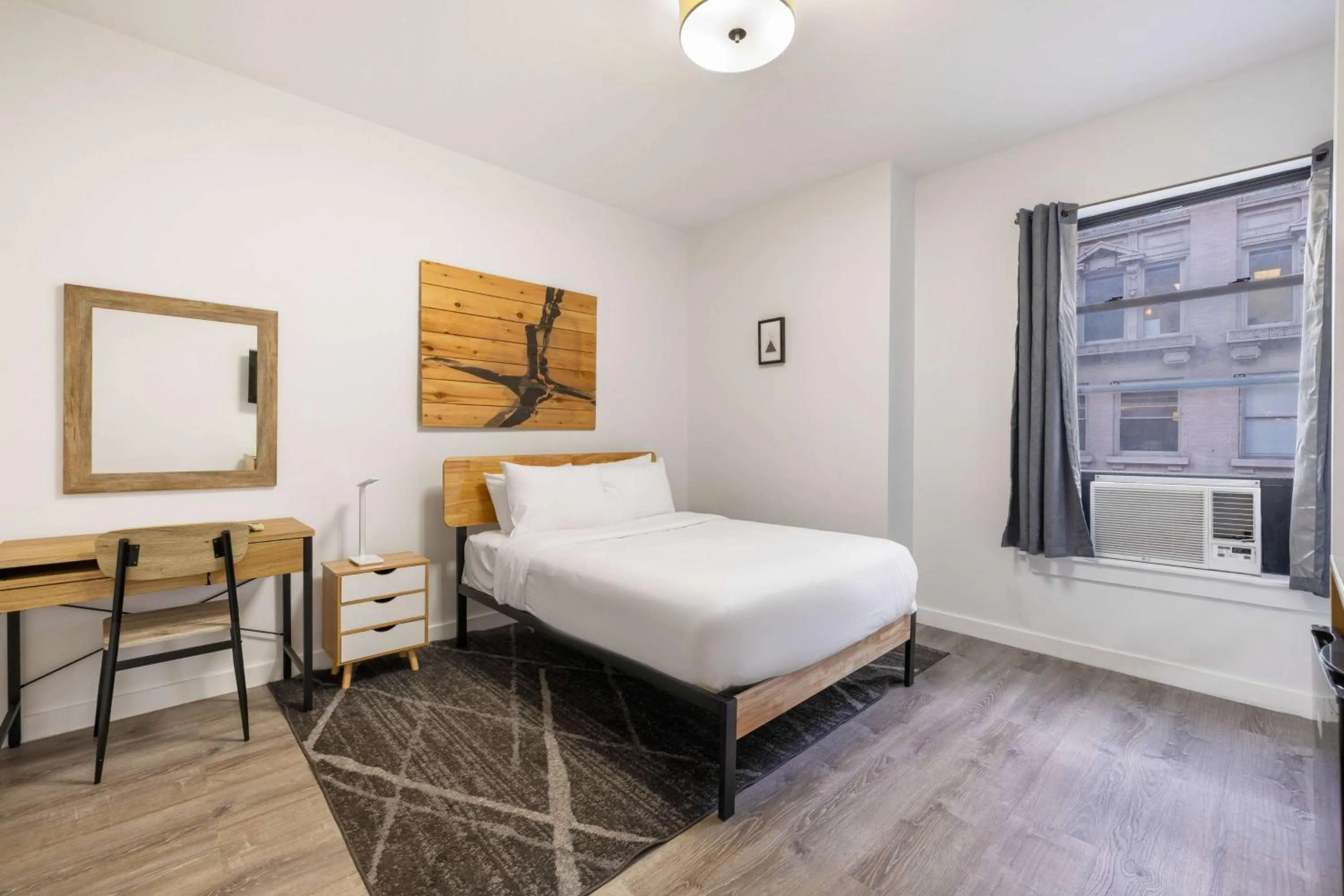 Photo of the whole room in Hotel 27 by LuxUrban