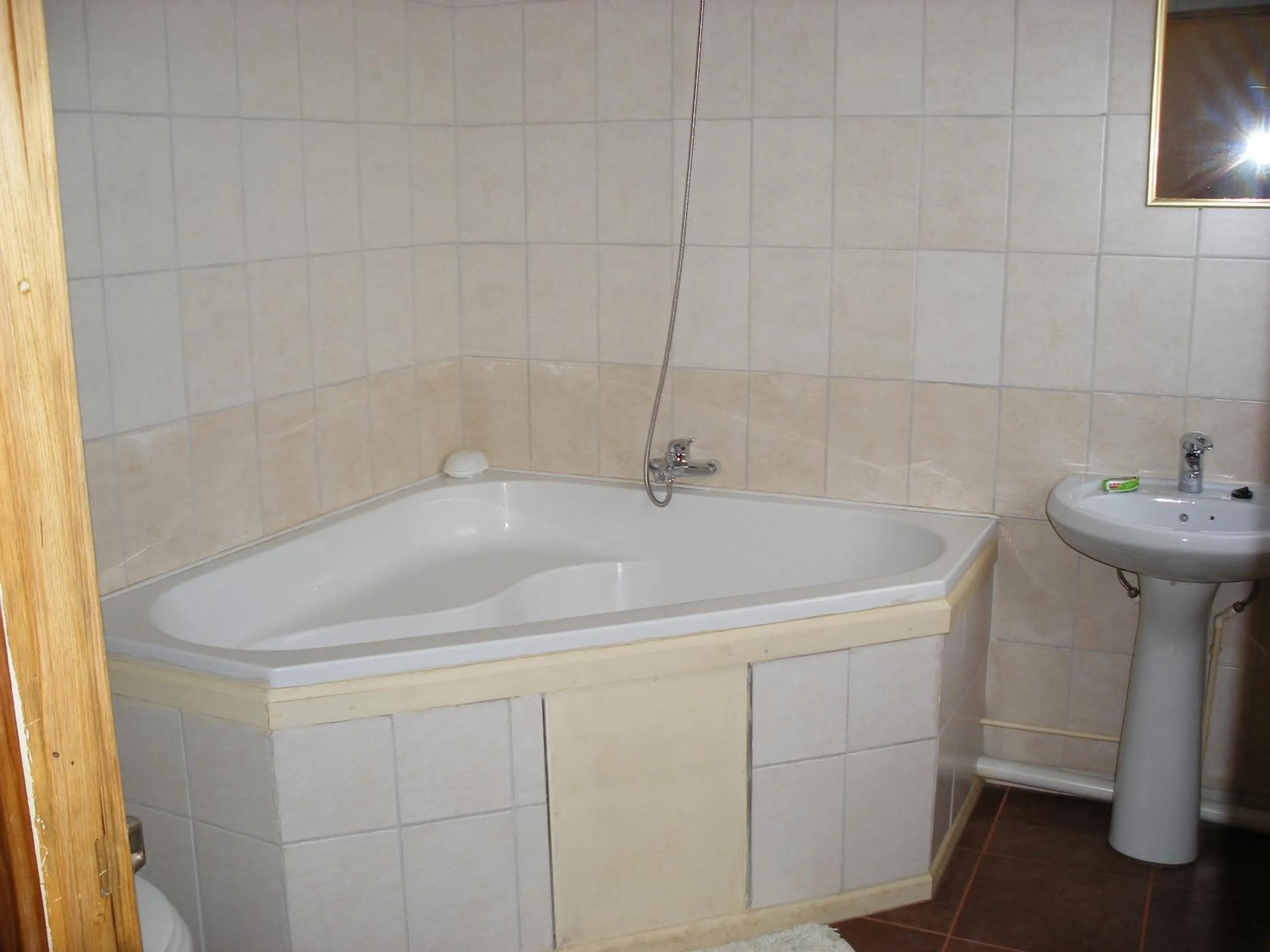 Bathroom in Gloria's Bed and Breakfast