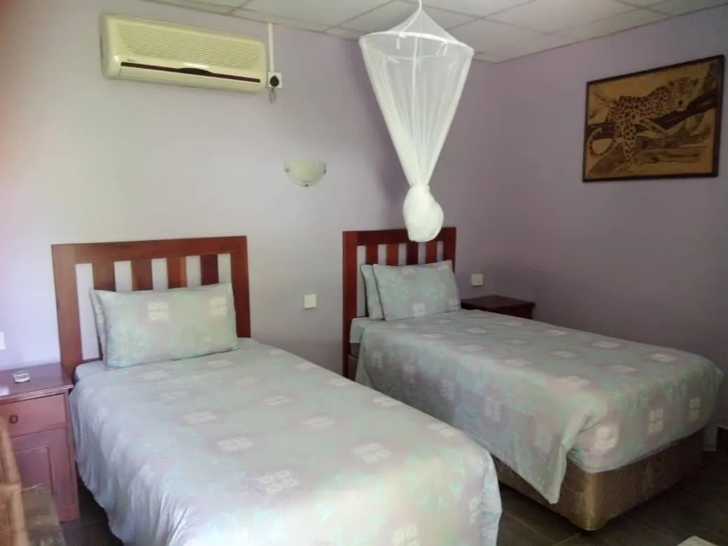 Photo of the whole room, Bed in Gloria's Bed and Breakfast