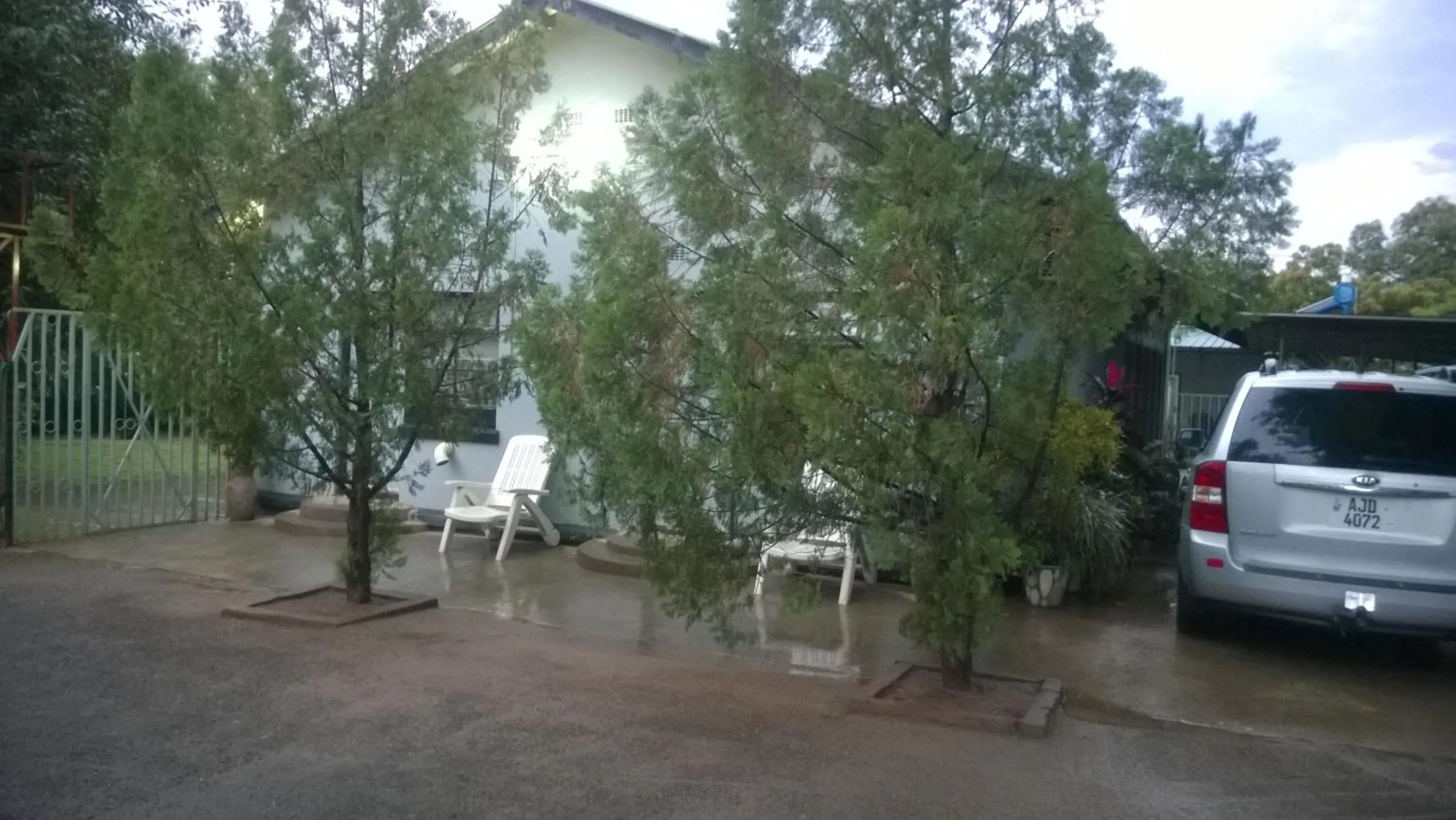 Property building in Gloria's Bed and Breakfast