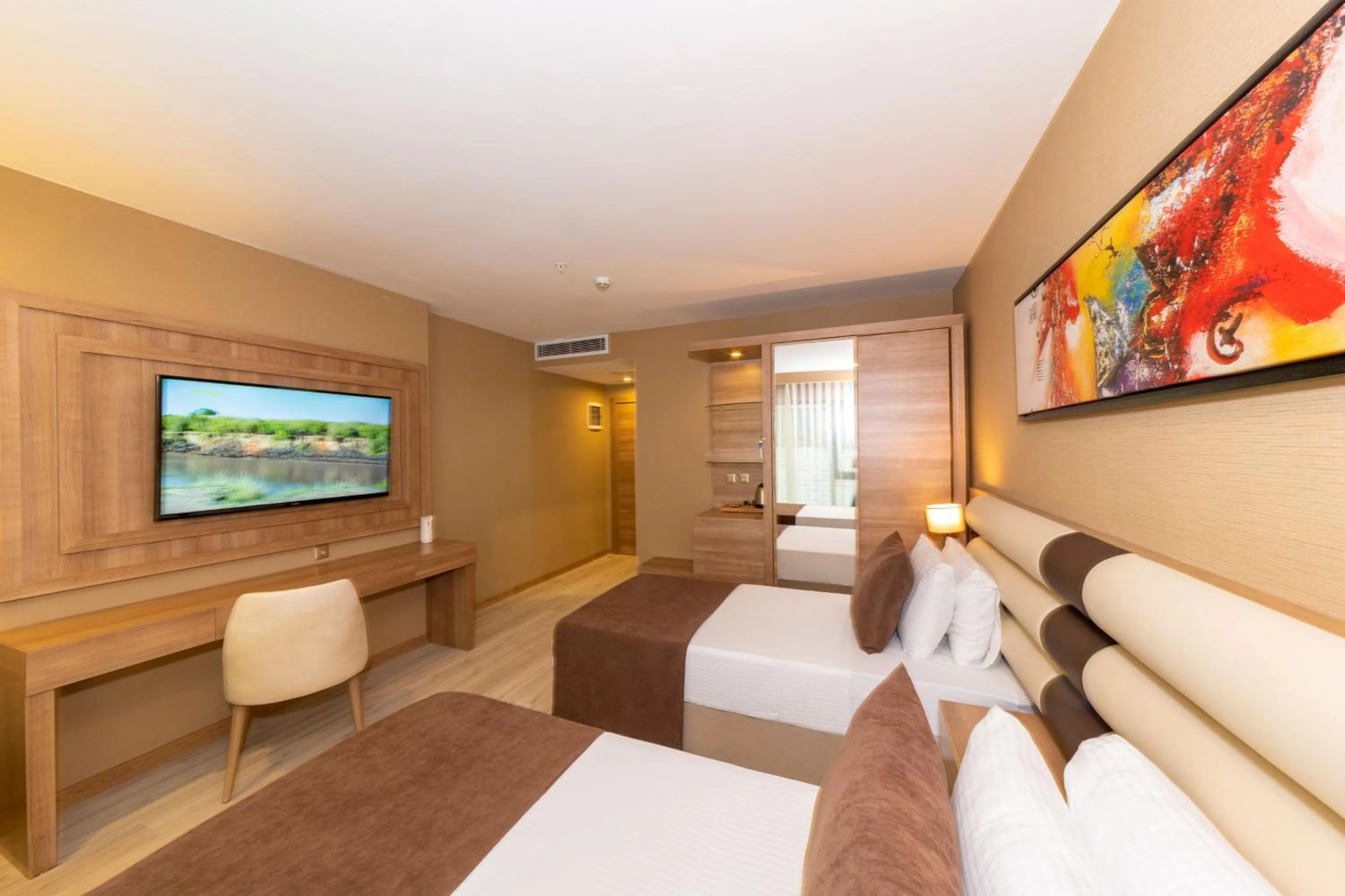 TV and multimedia, Bed in 38 Hotel