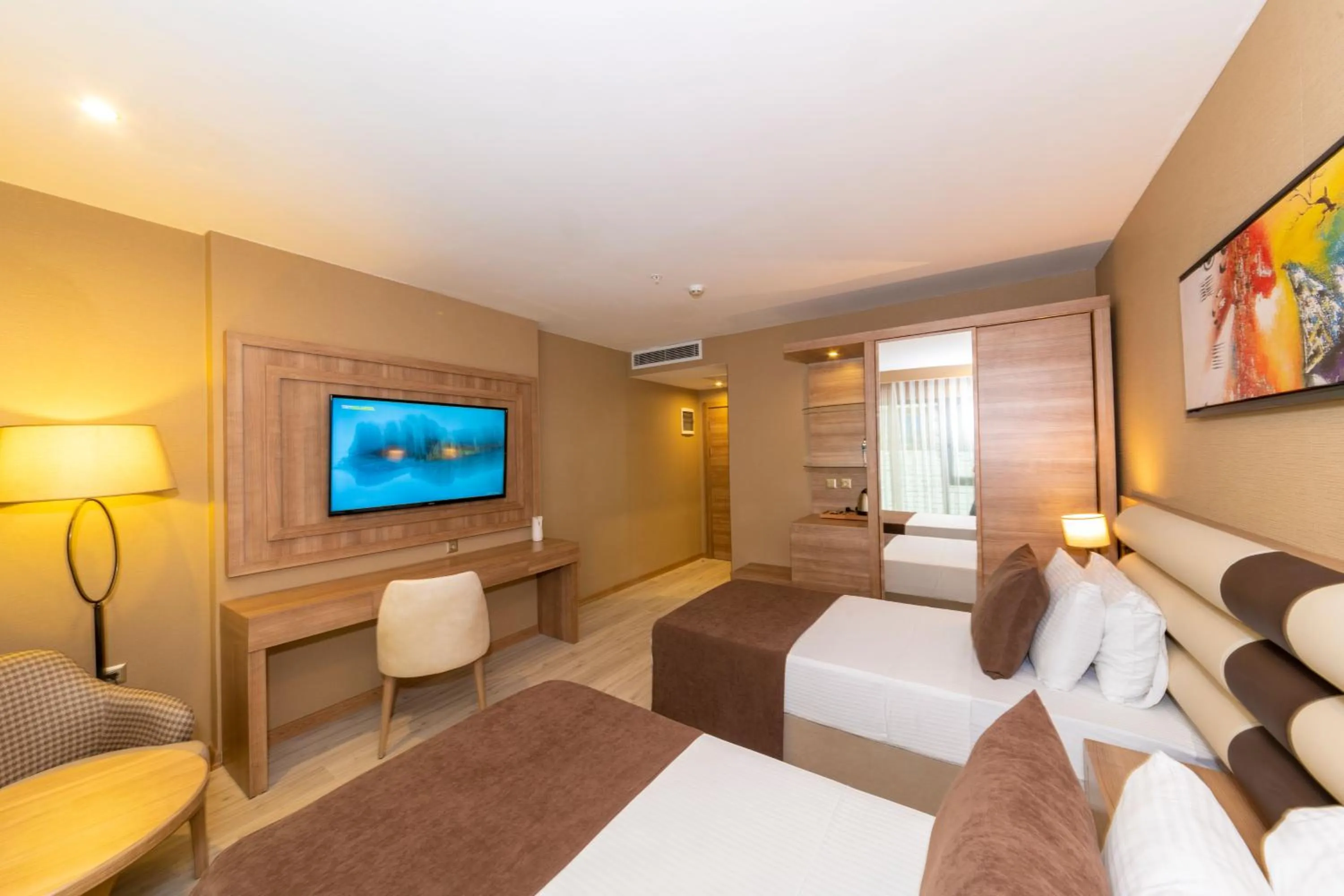 TV and multimedia, Bed in 38 Hotel
