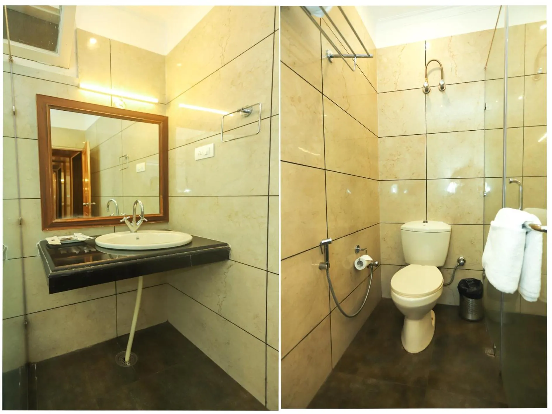 Toilet in Hotel Pong View