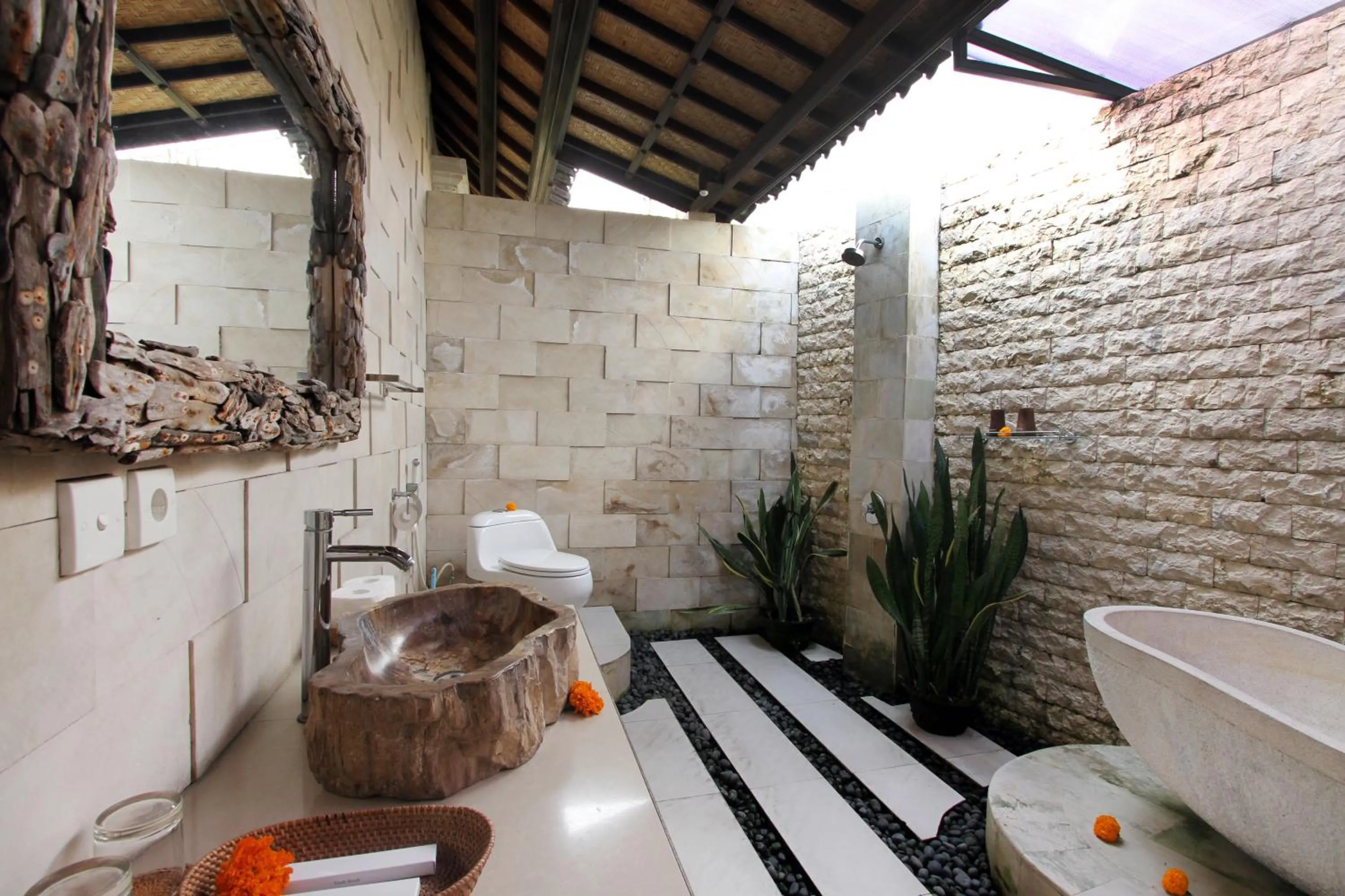 Toilet in Pondok Naya Ubud