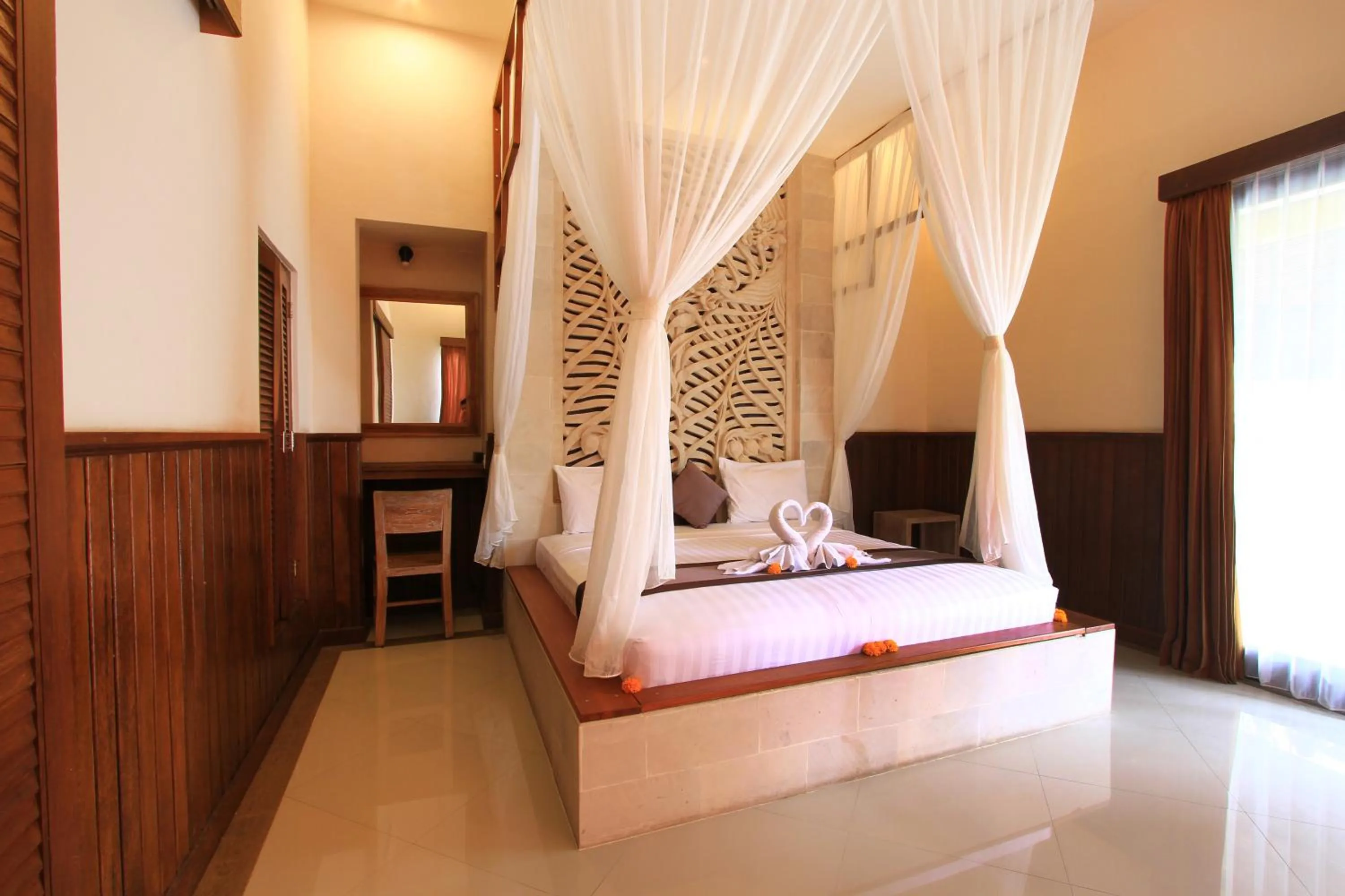 Photo of the whole room, Bed in Pondok Naya Ubud