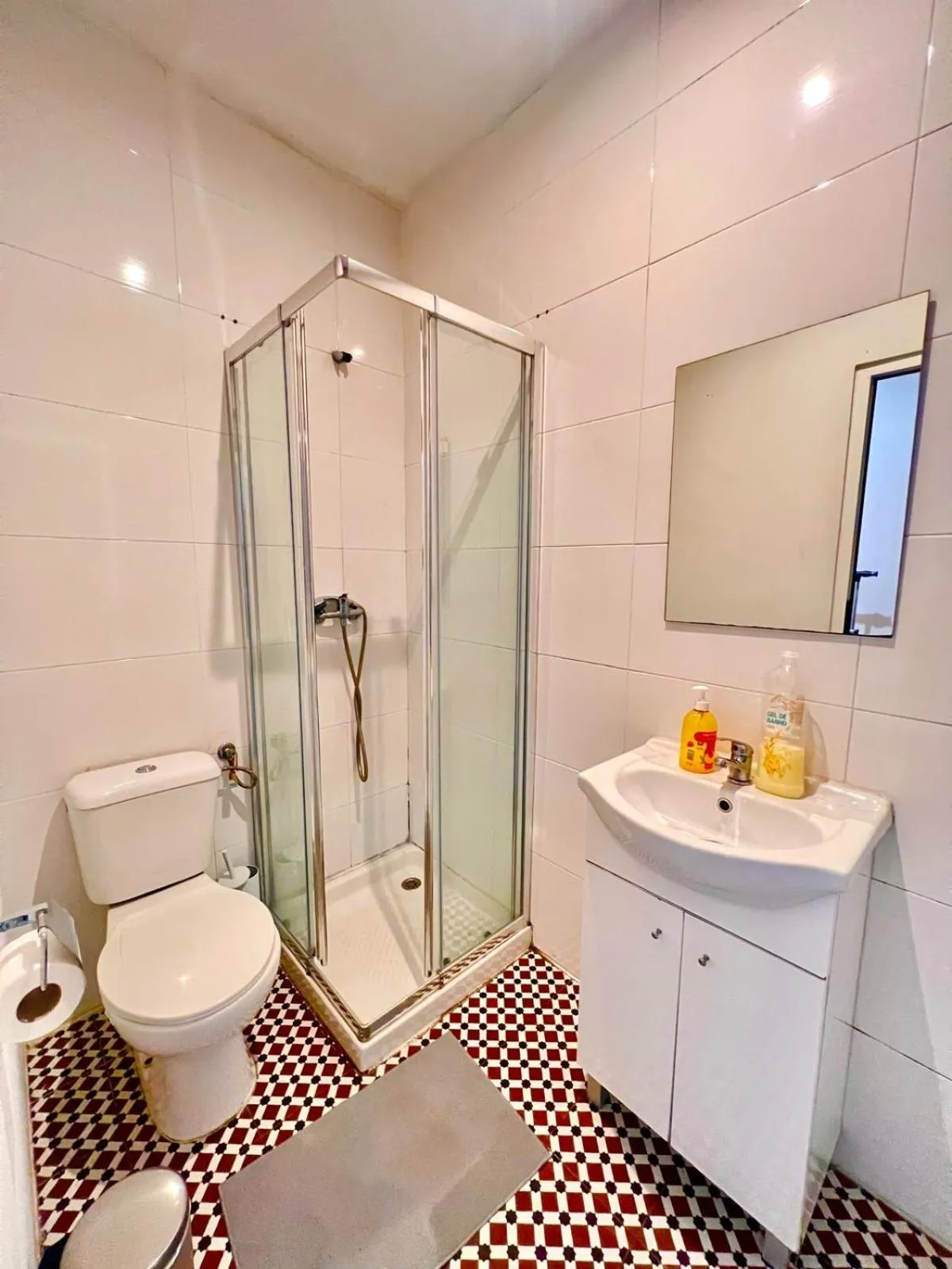 SwissPorto Guest House