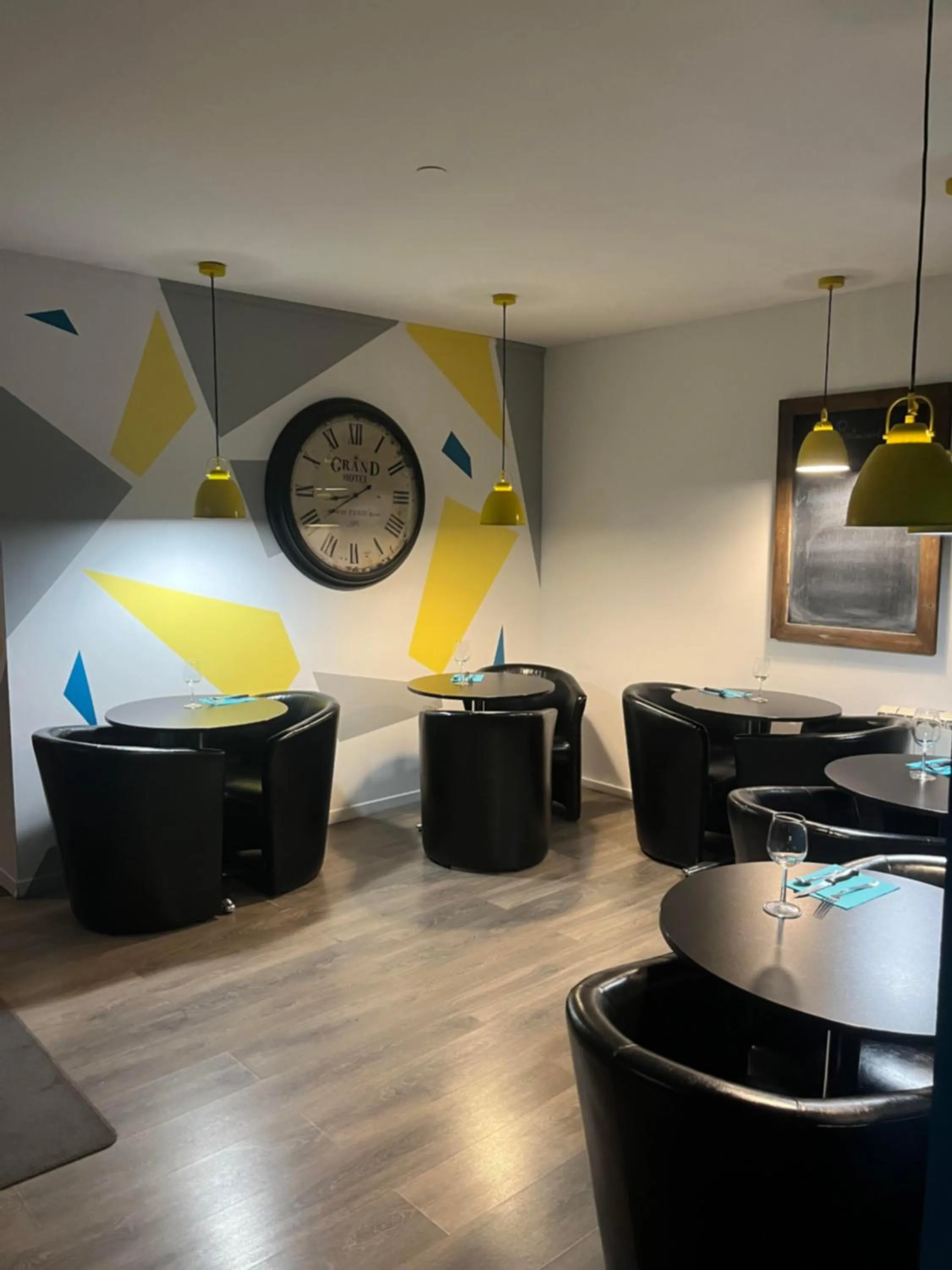 Restaurant/places to eat in Fasthotel Dunkerque