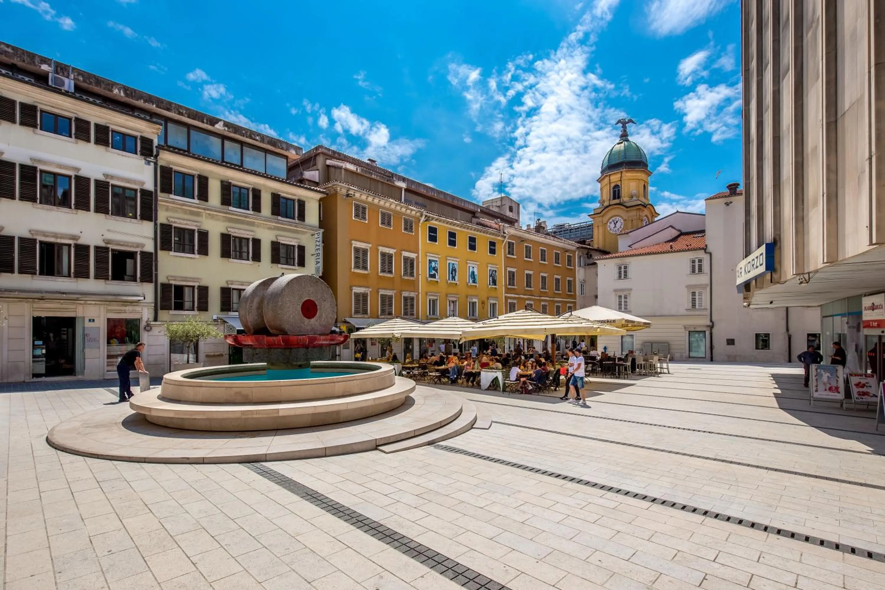 City view in Deluxe Ploech