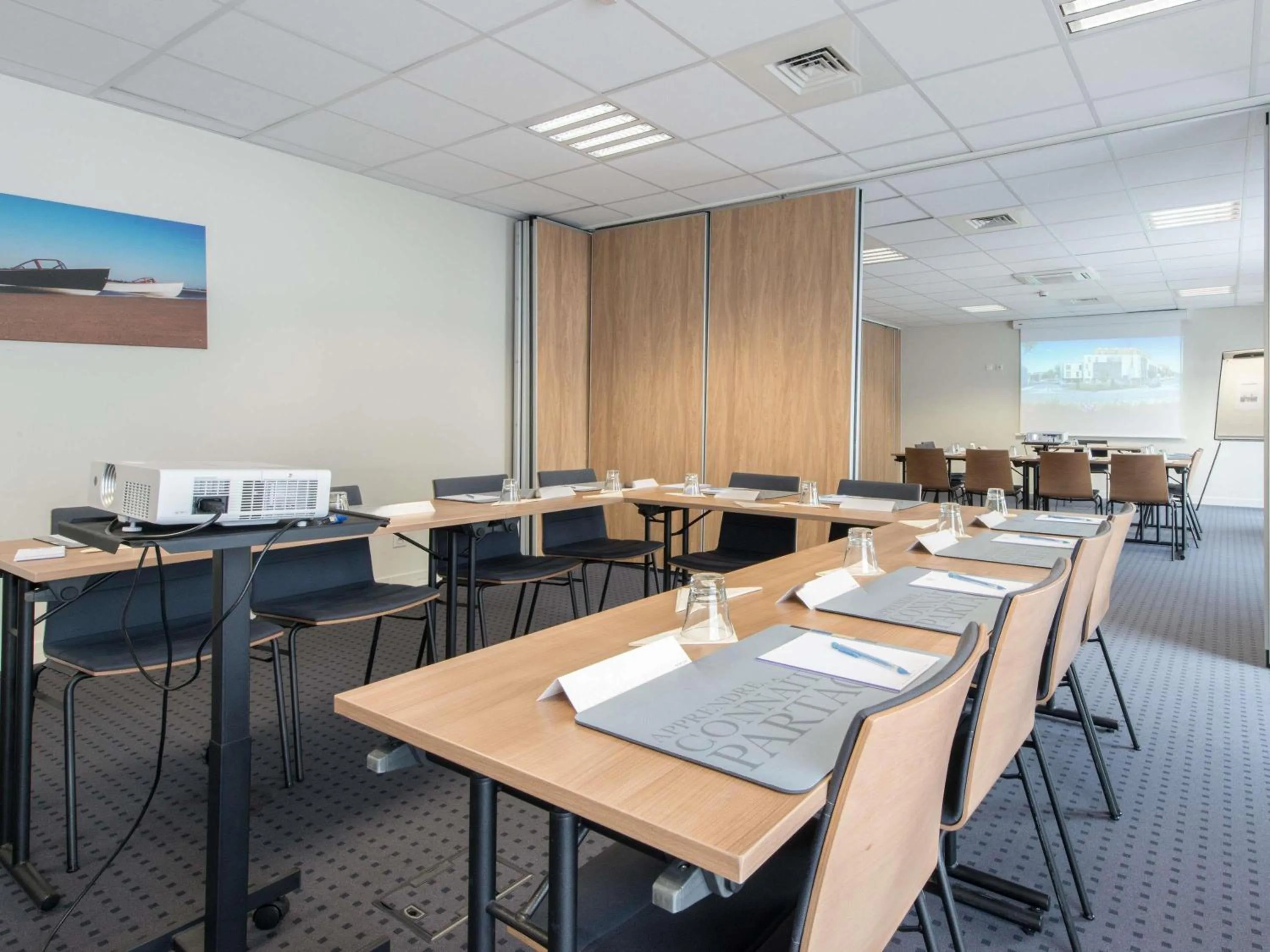 Meeting/conference room in Hôtel Confort La Rochelle Centre les Minimes