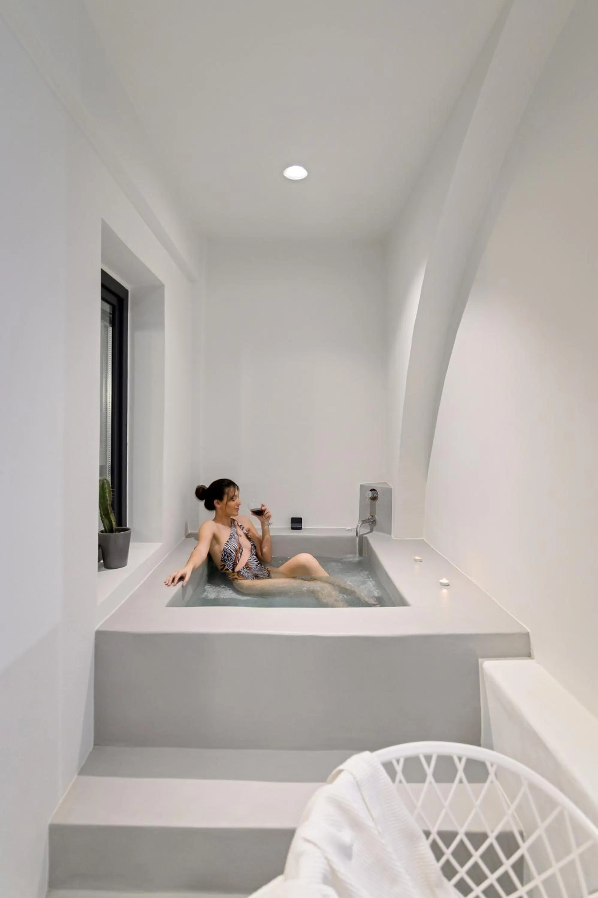 George & Joanna Suites Santorini