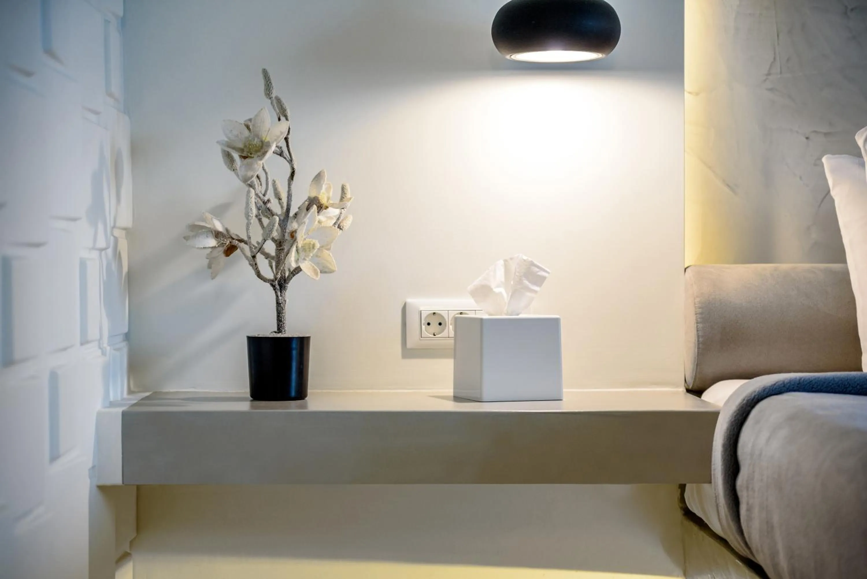 Bed in George & Joanna Suites Santorini