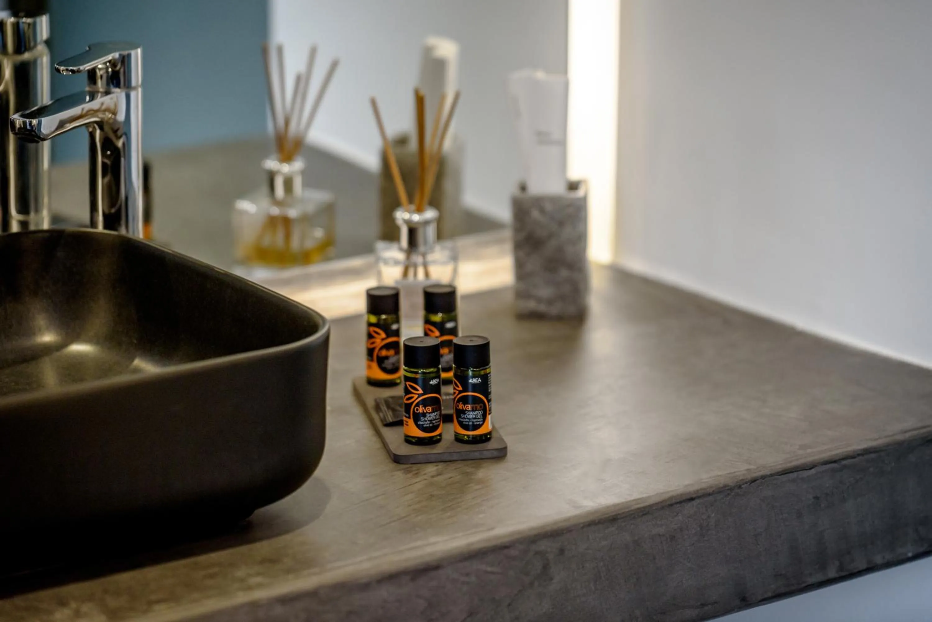 George & Joanna Suites Santorini