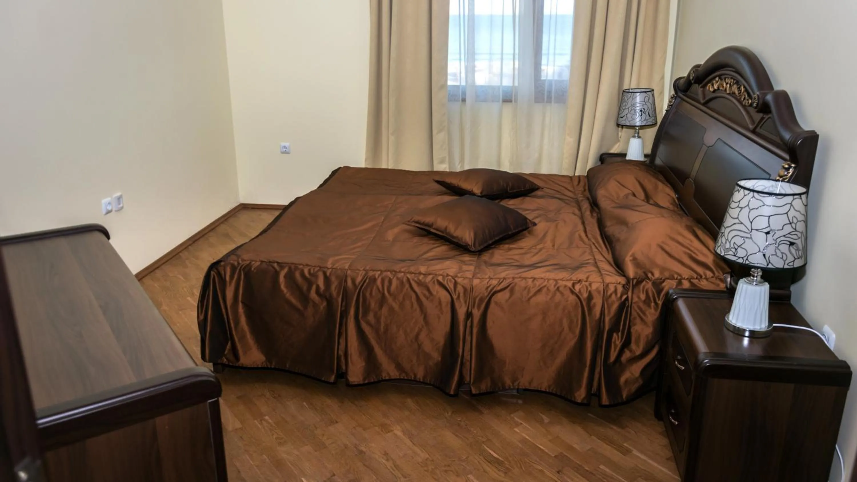 Bed in Long Beach Resort