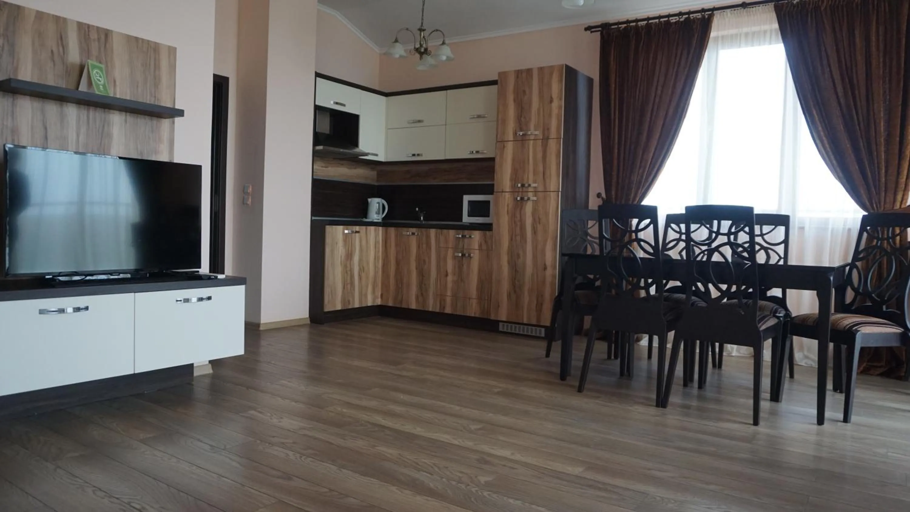 TV and multimedia in Long Beach Resort