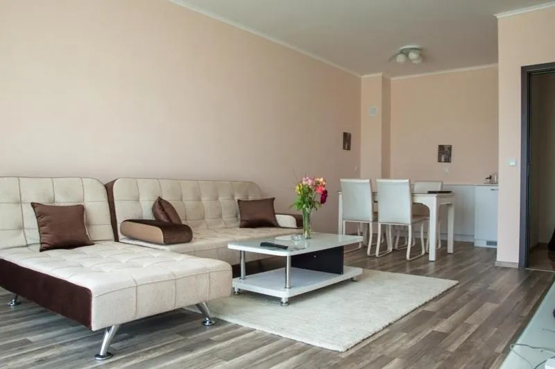 Living room in Long Beach Resort