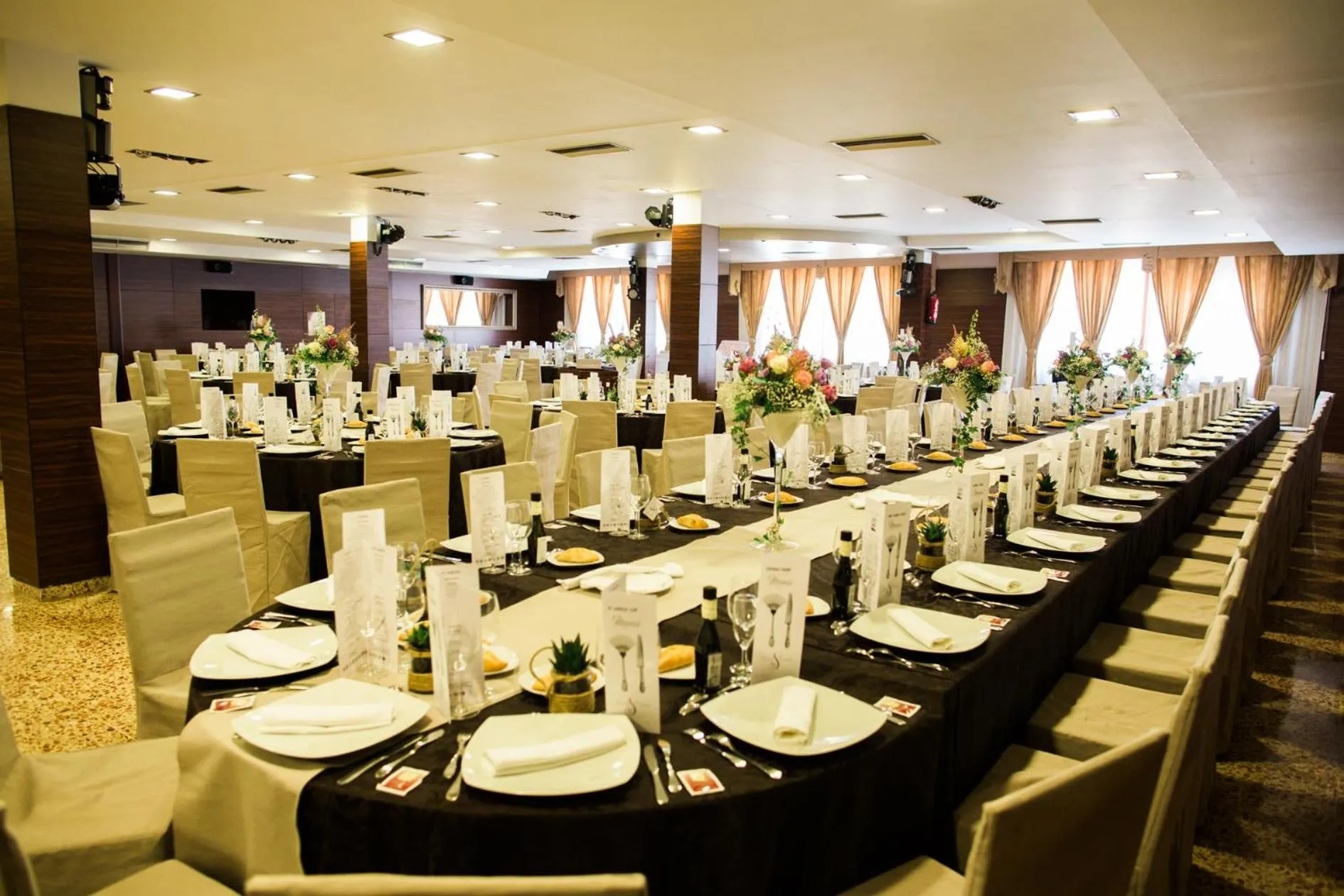 Restaurant/places to eat in Hotel, H de l'Anton