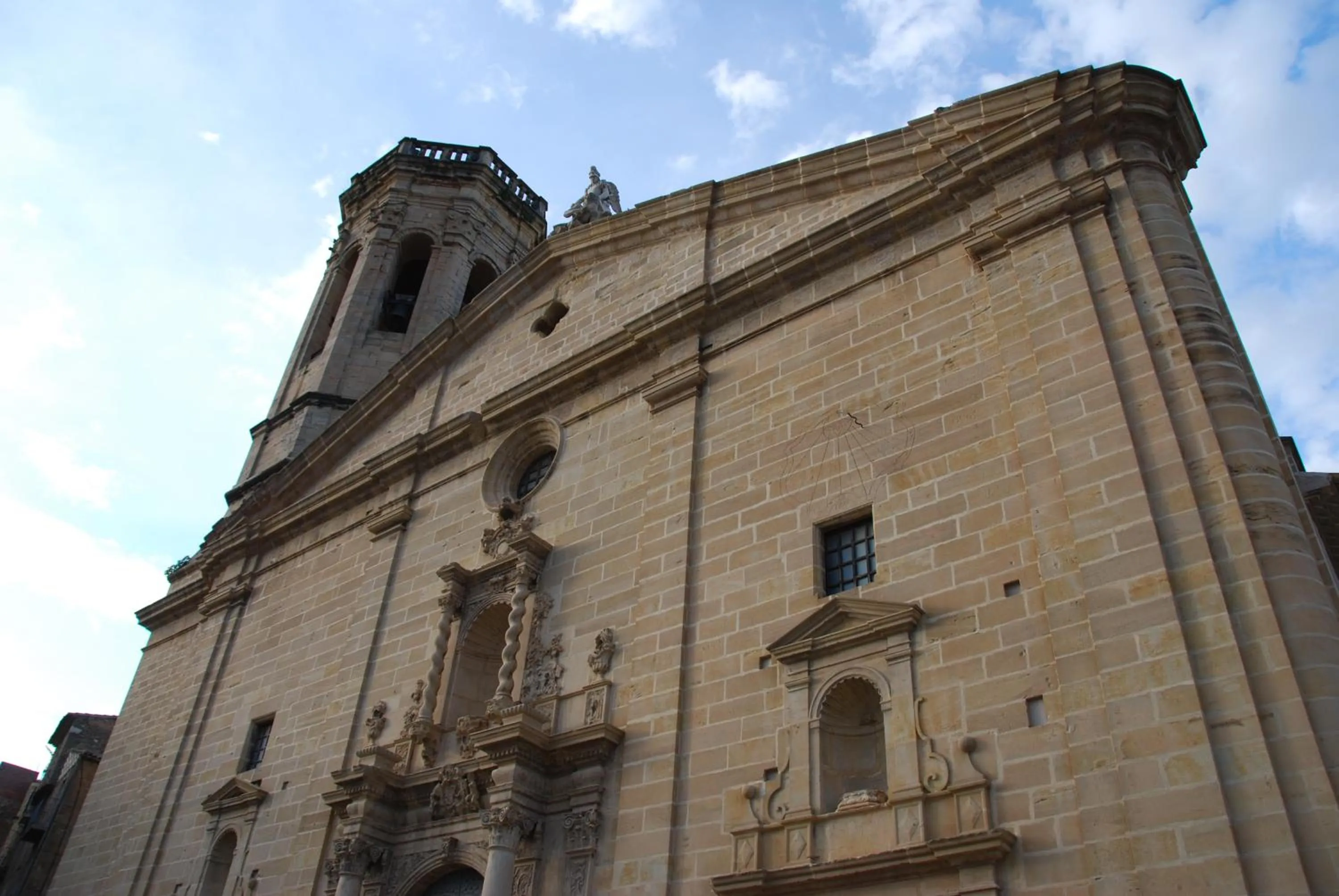 Property building in Hotel, H de l'Anton