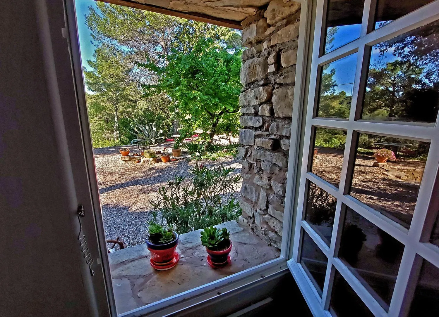 Garden view in Maison Catalina