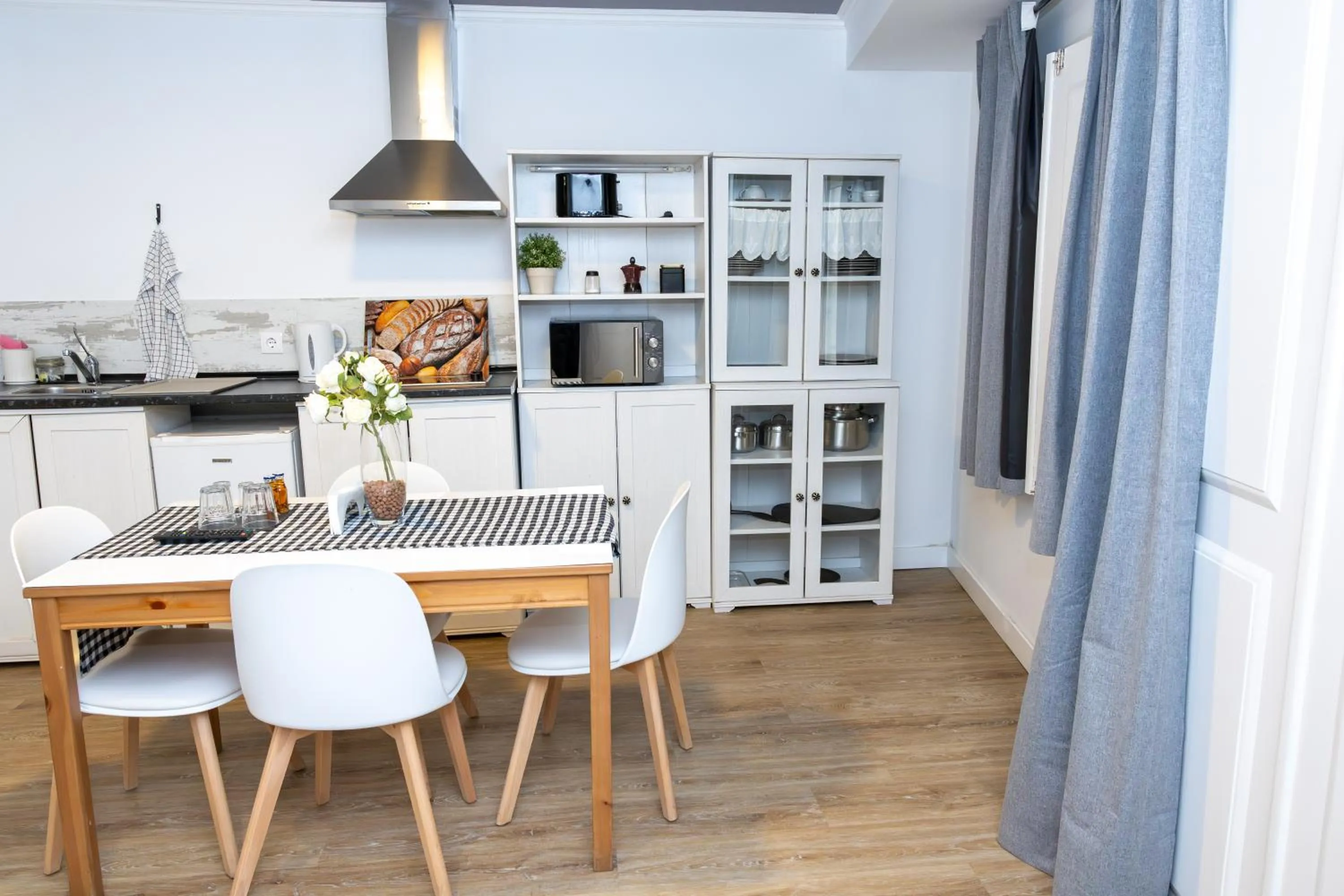 Kitchen or kitchenette in Inn Bairro Alto BA Sweet