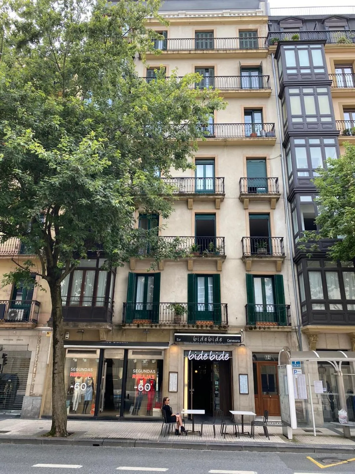 Property building in Pensión Urkia