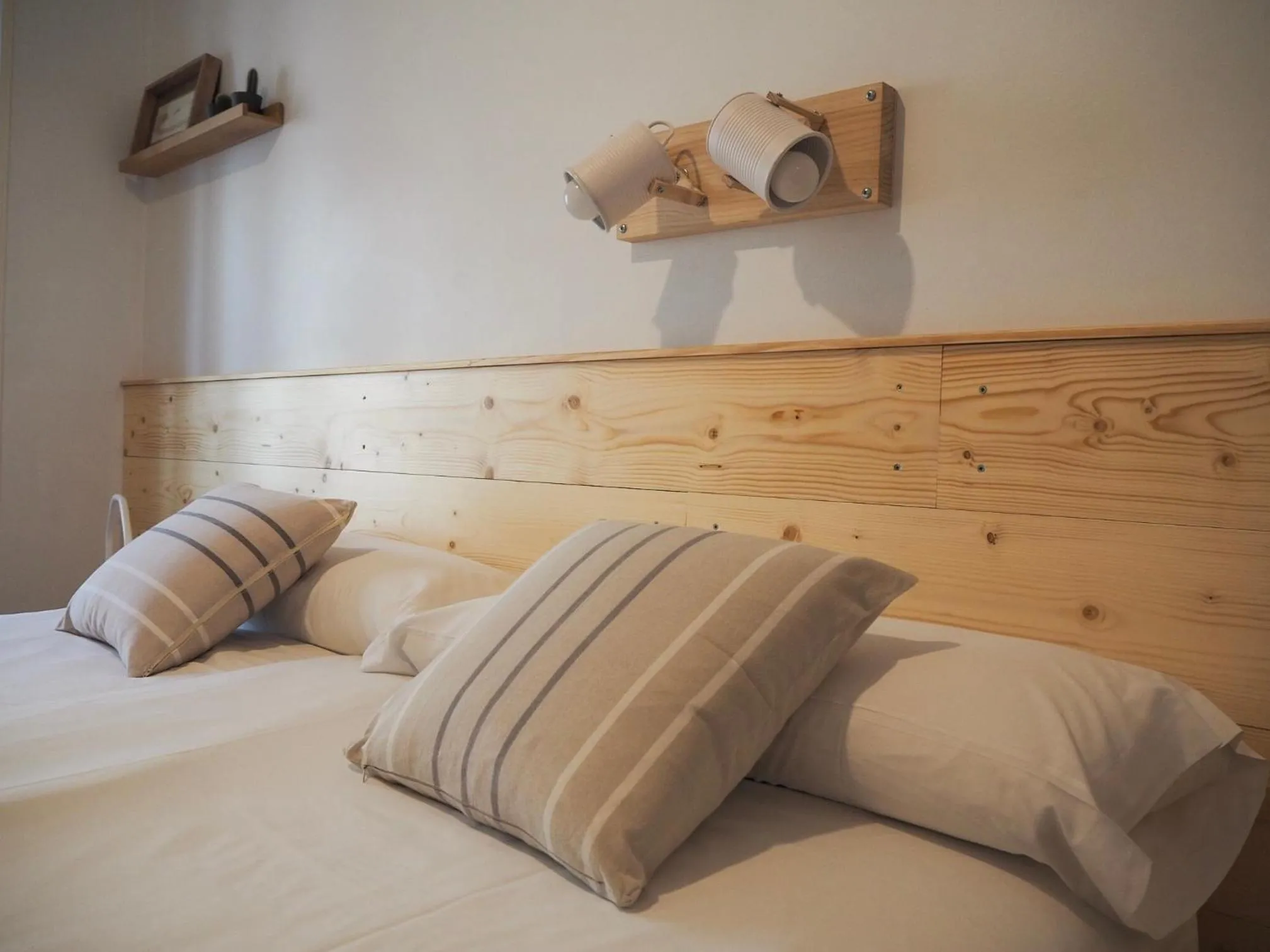 Bedroom, Bed in Pensión Urkia