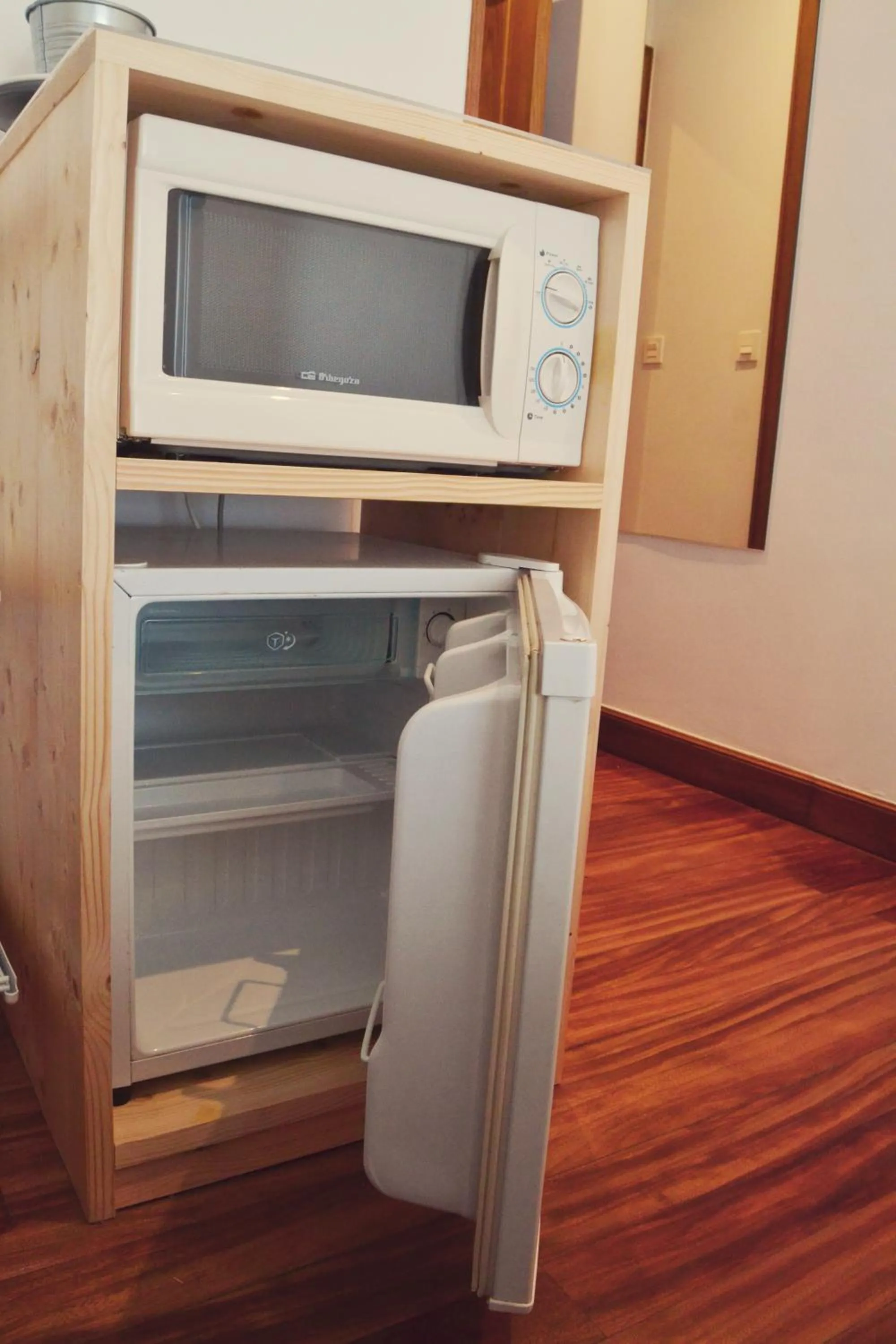 Decorative detail in Pensión Urkia