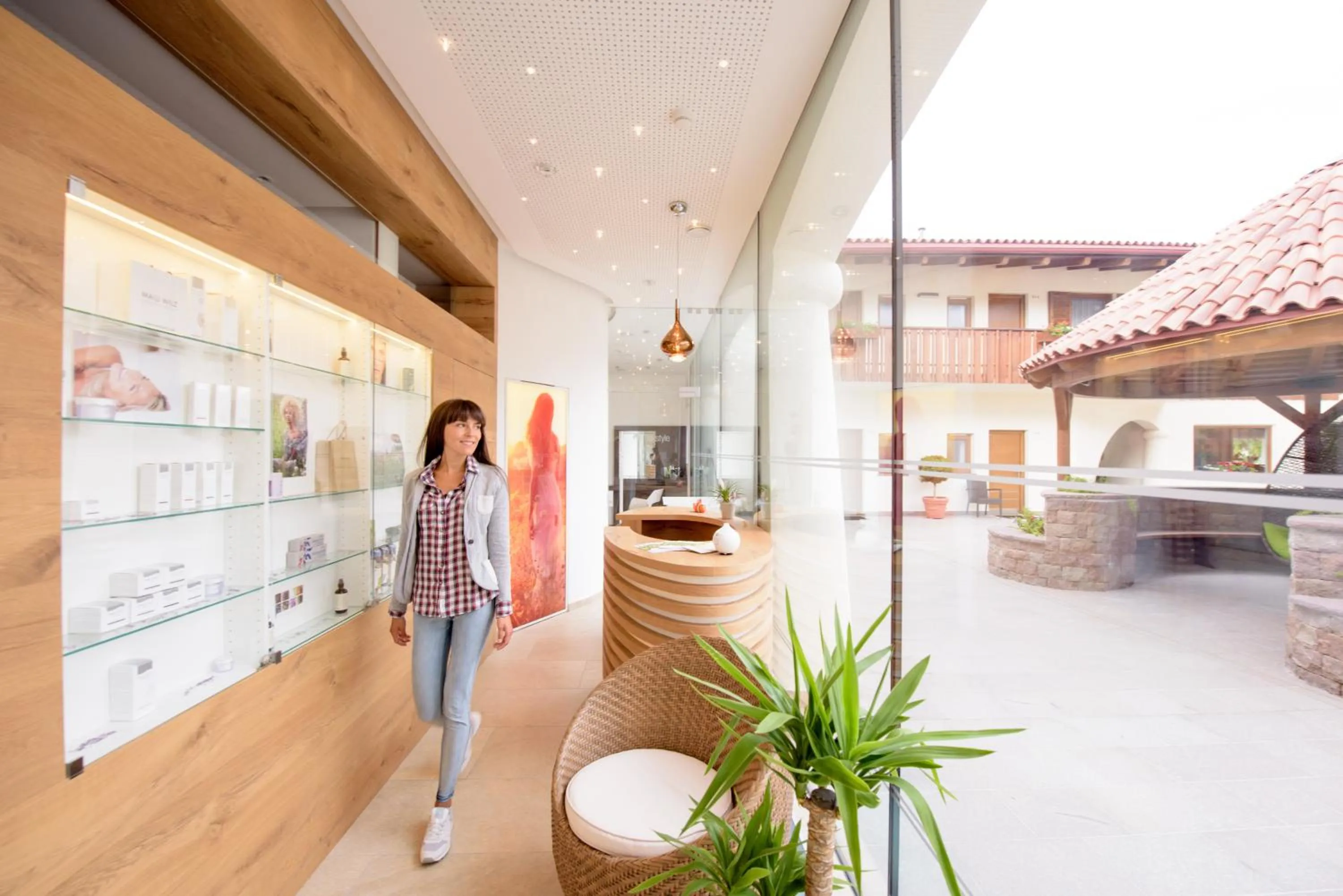 On-site shops in Aparthotel Kastel Seiser Alm