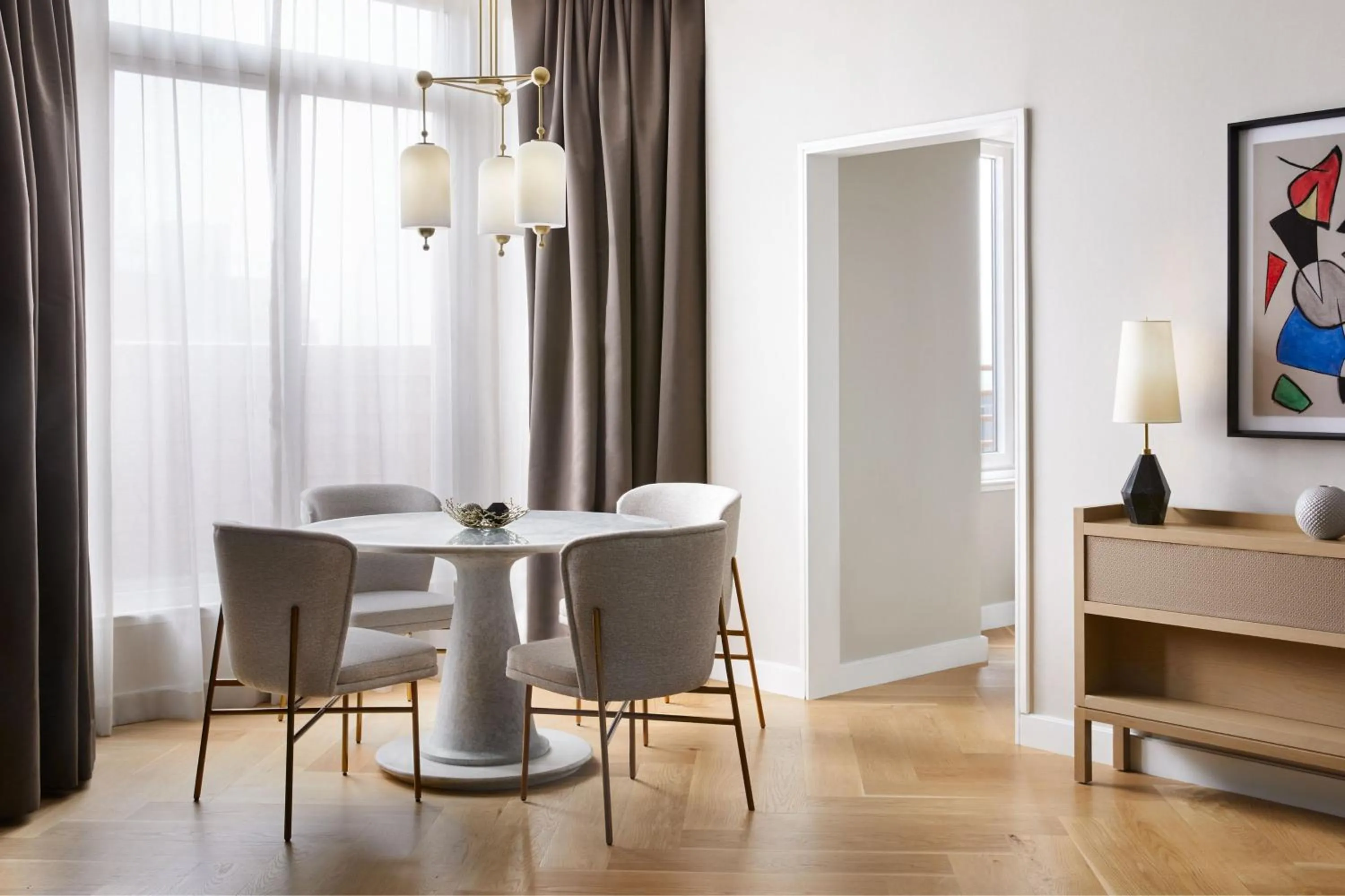 Photo of the whole room in The Luxury Collection Hotel Manhattan Midtown