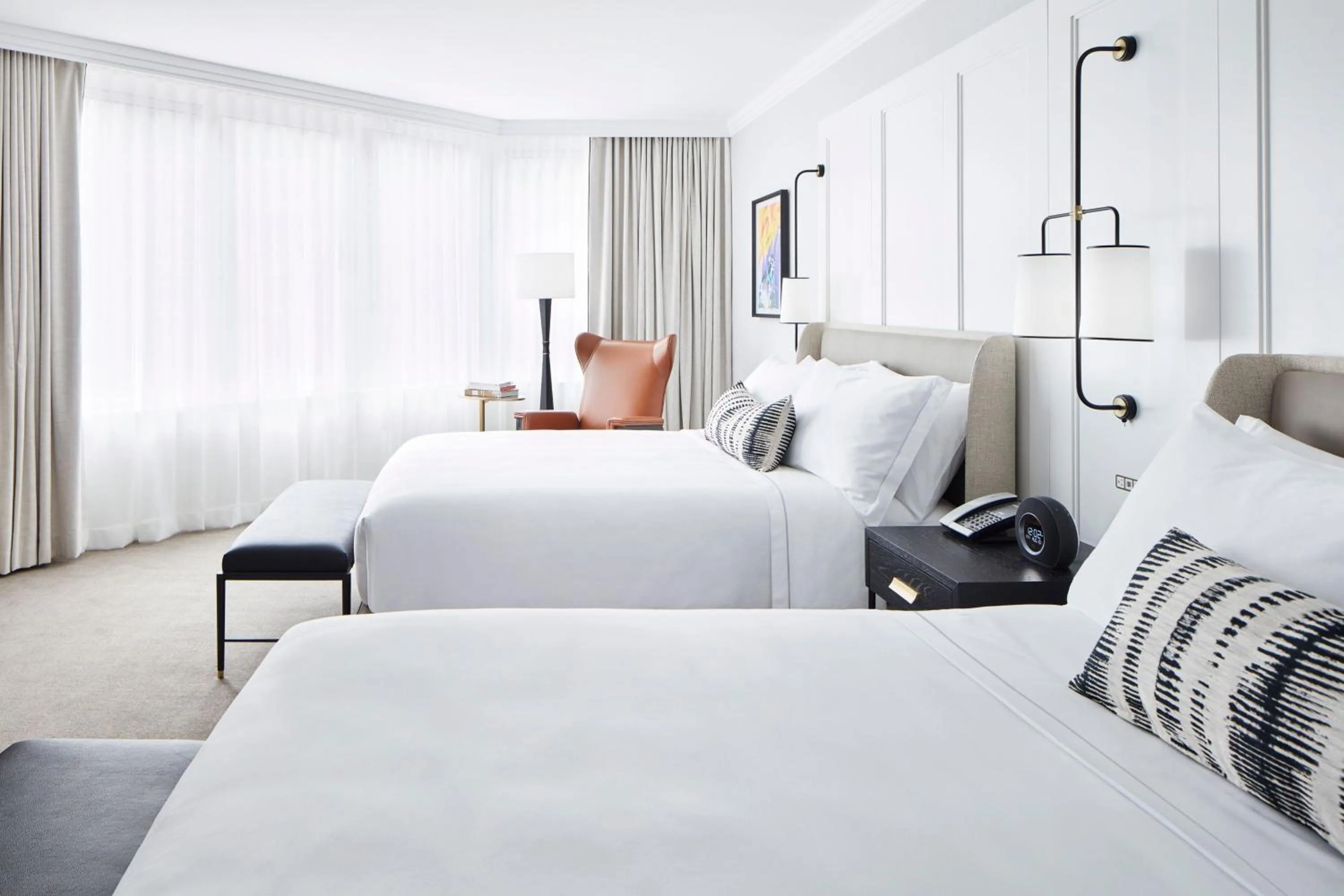 Photo of the whole room, Bed in The Luxury Collection Hotel Manhattan Midtown