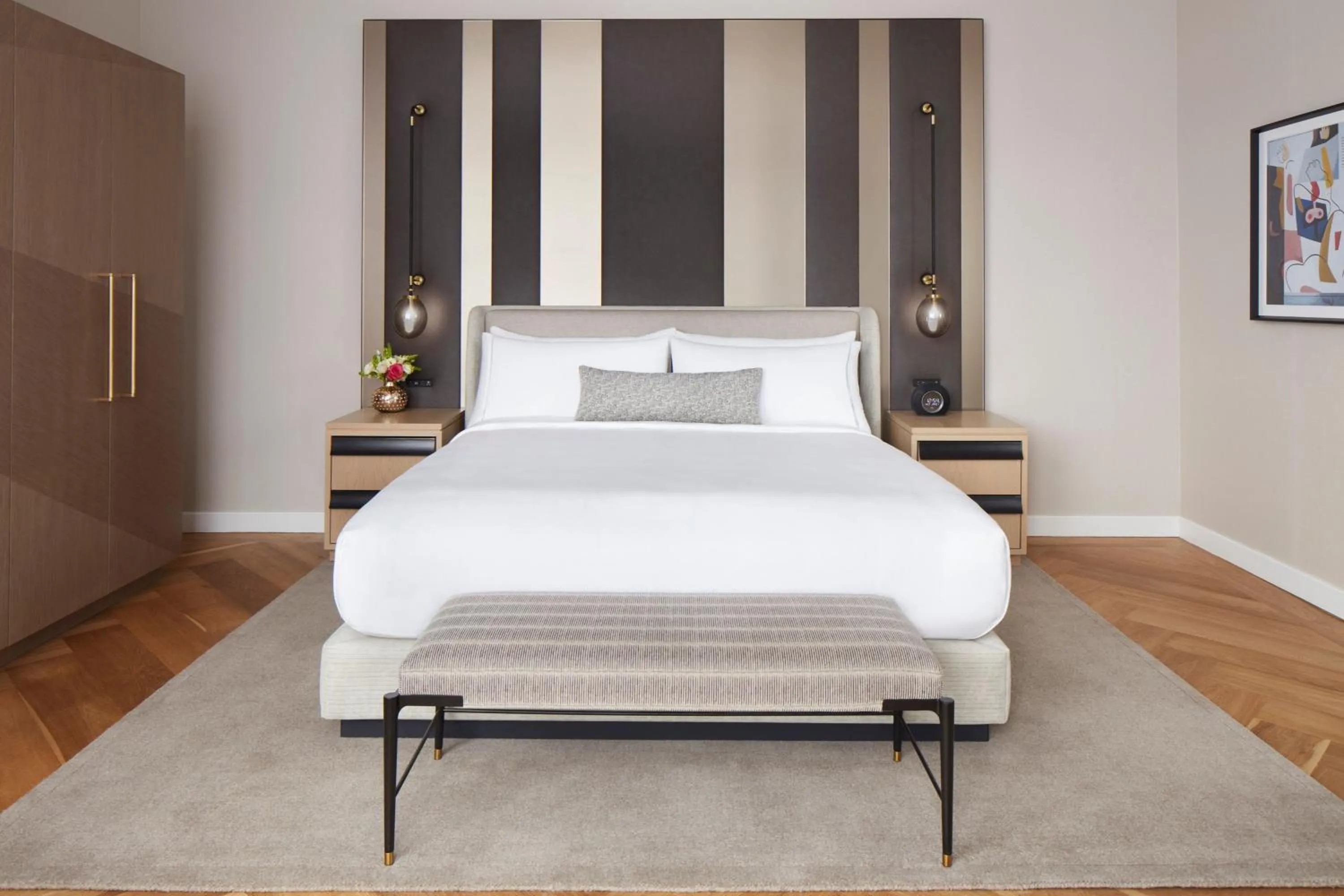 Bedroom, Bed in The Luxury Collection Hotel Manhattan Midtown