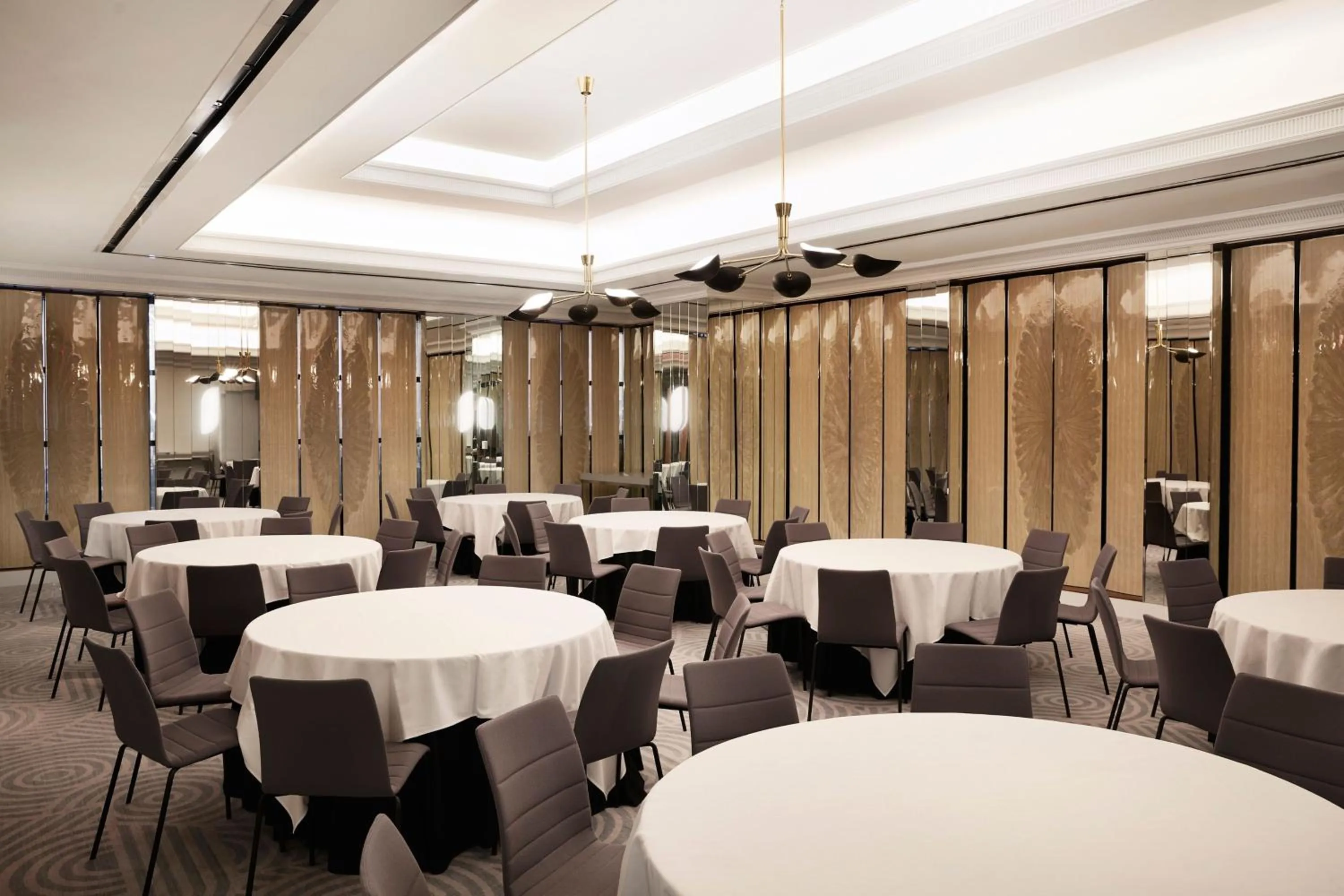 Meeting/conference room in The Luxury Collection Hotel Manhattan Midtown