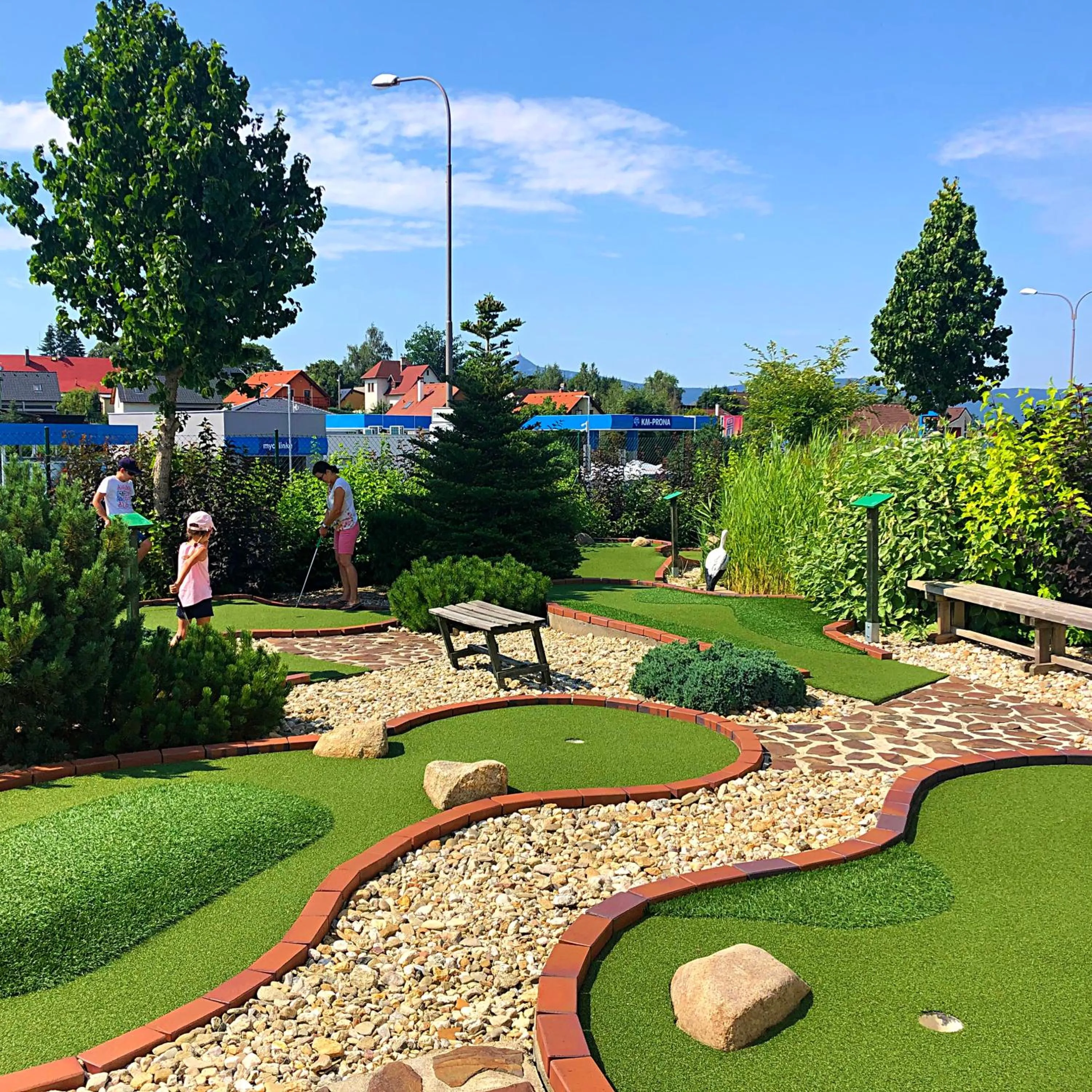Minigolf in Apartmány Bramborka