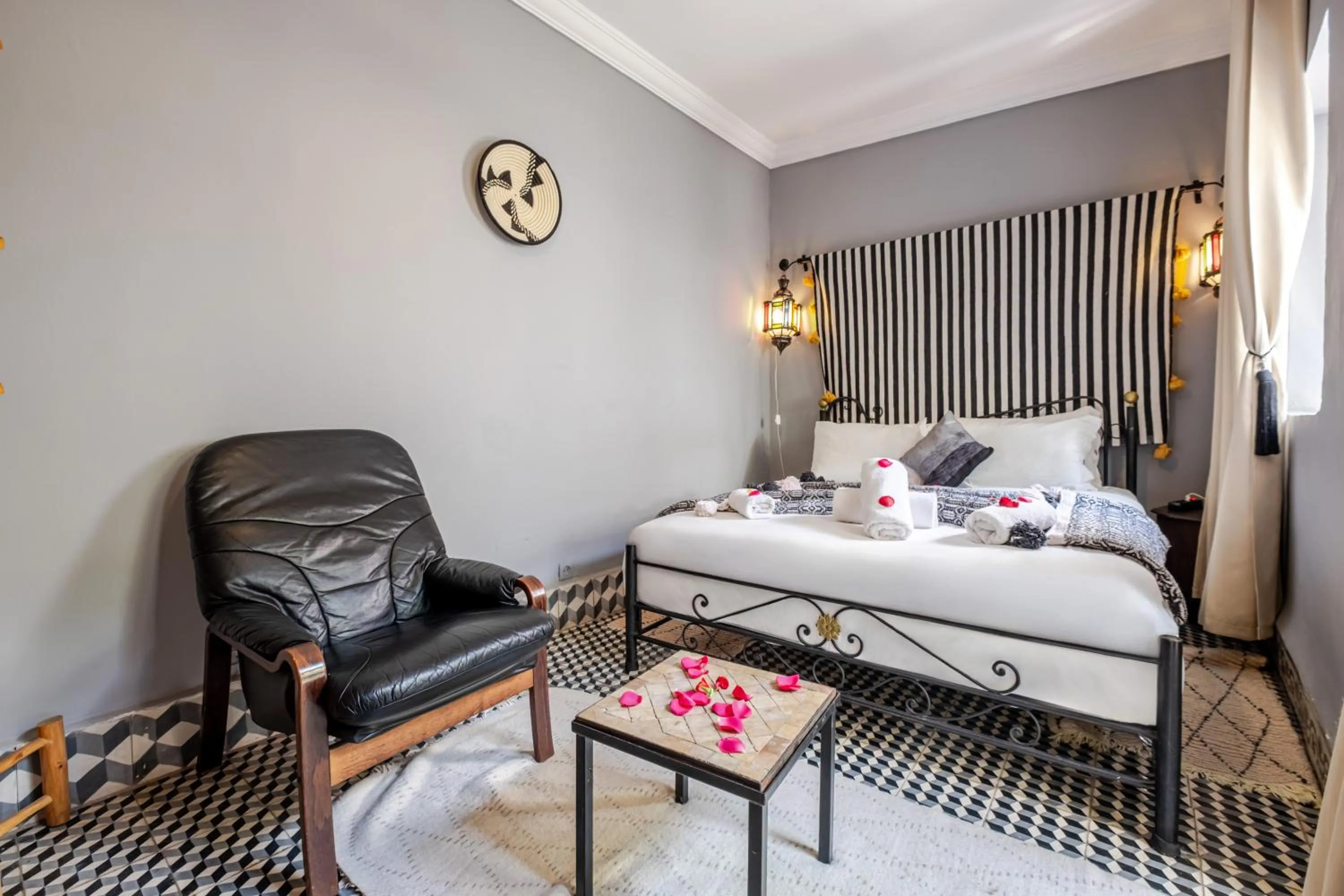 Bed in Riad Bobby Marrakech