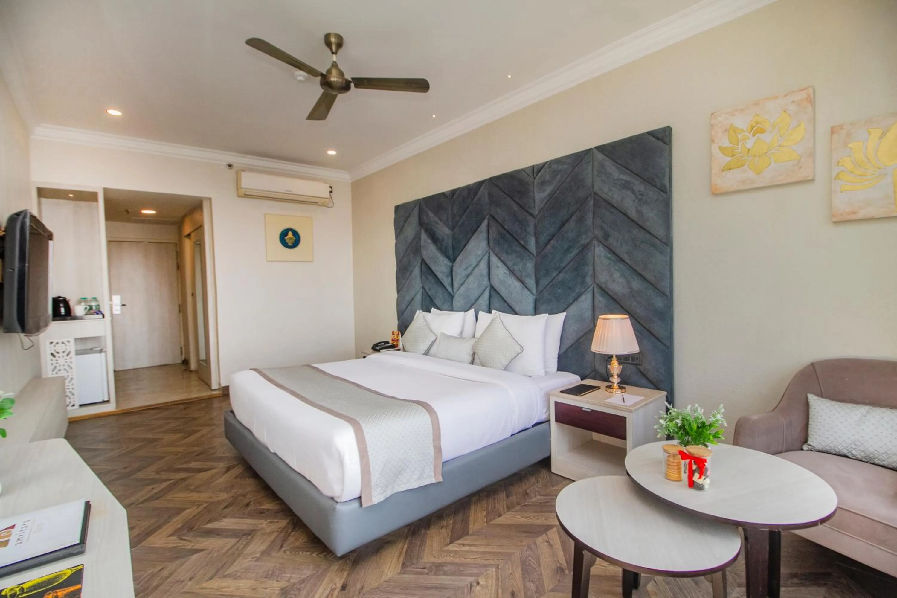 Bed in Amritara Surya - A Luxury Spa Retreat