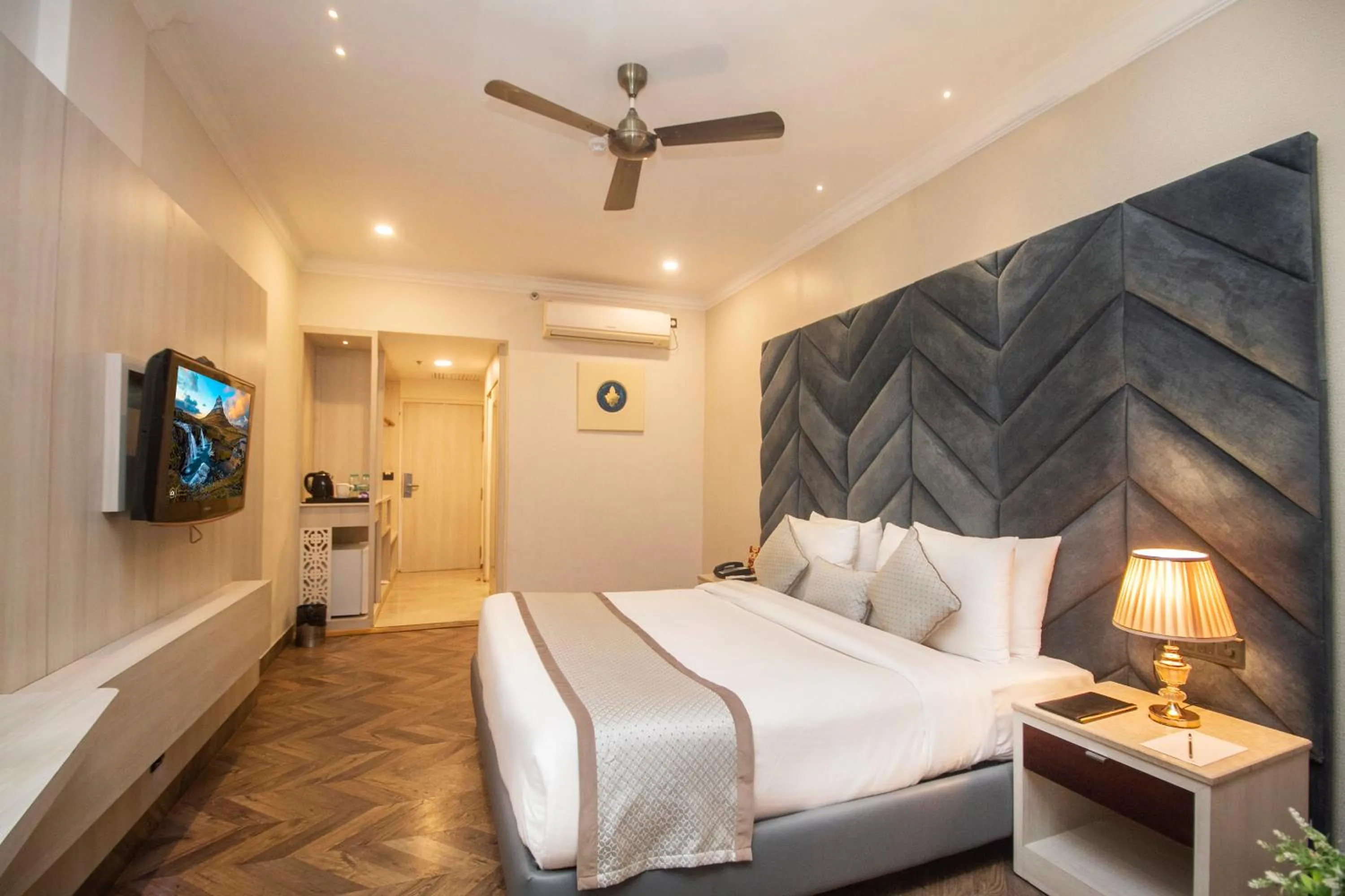 Bed in Amritara Surya - A Luxury Spa Retreat