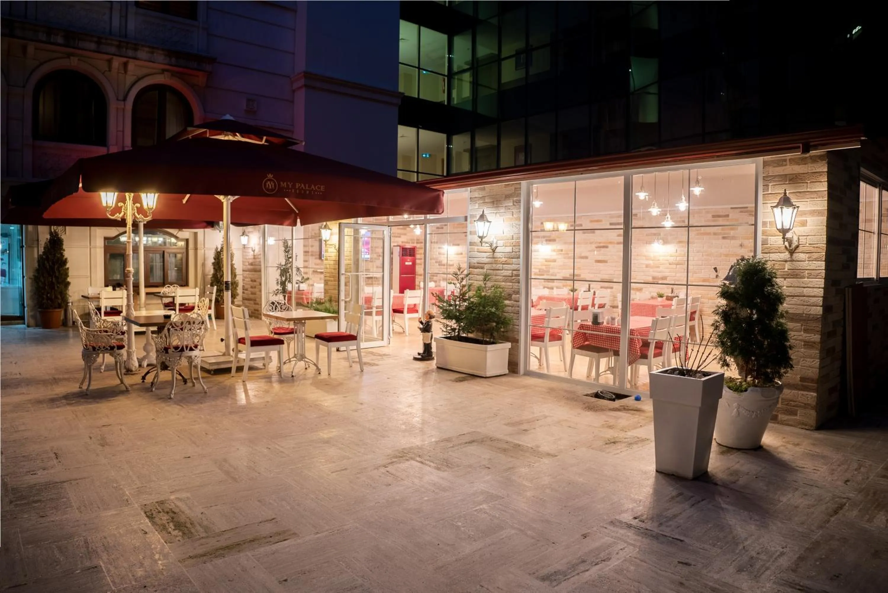 Garden in My Palace Aırport